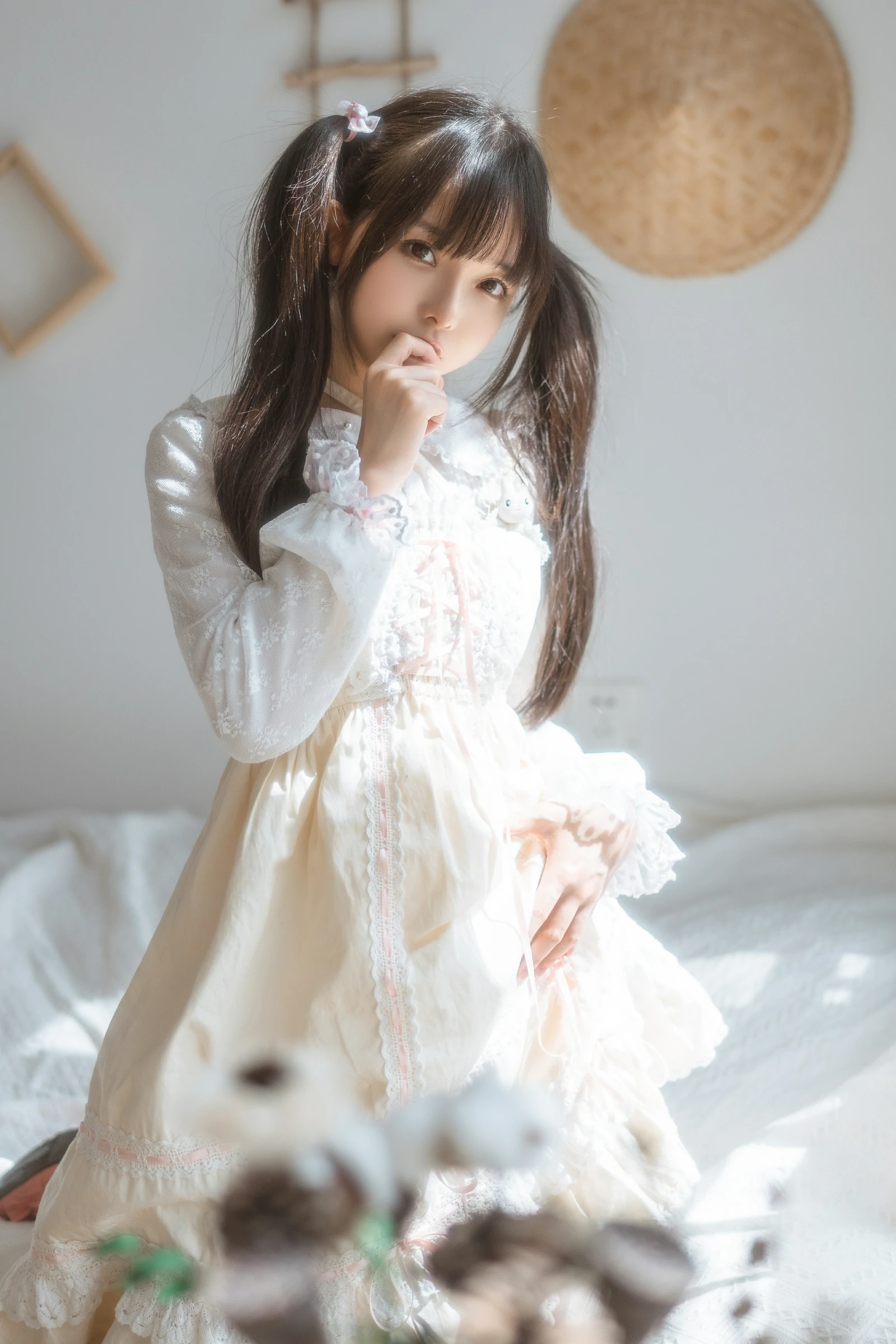 六味帝皇酱 &#8211; 洛丽塔 [70P] - 秀人网免费无水印在线套图写真