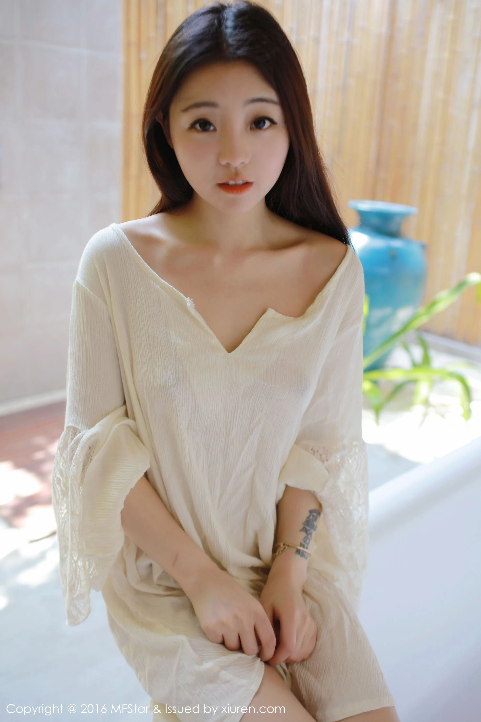 图片[4]-佘贝拉bella《湿身诱惑与激凸福利》 模范学院 Vol.072-COS写真在线网