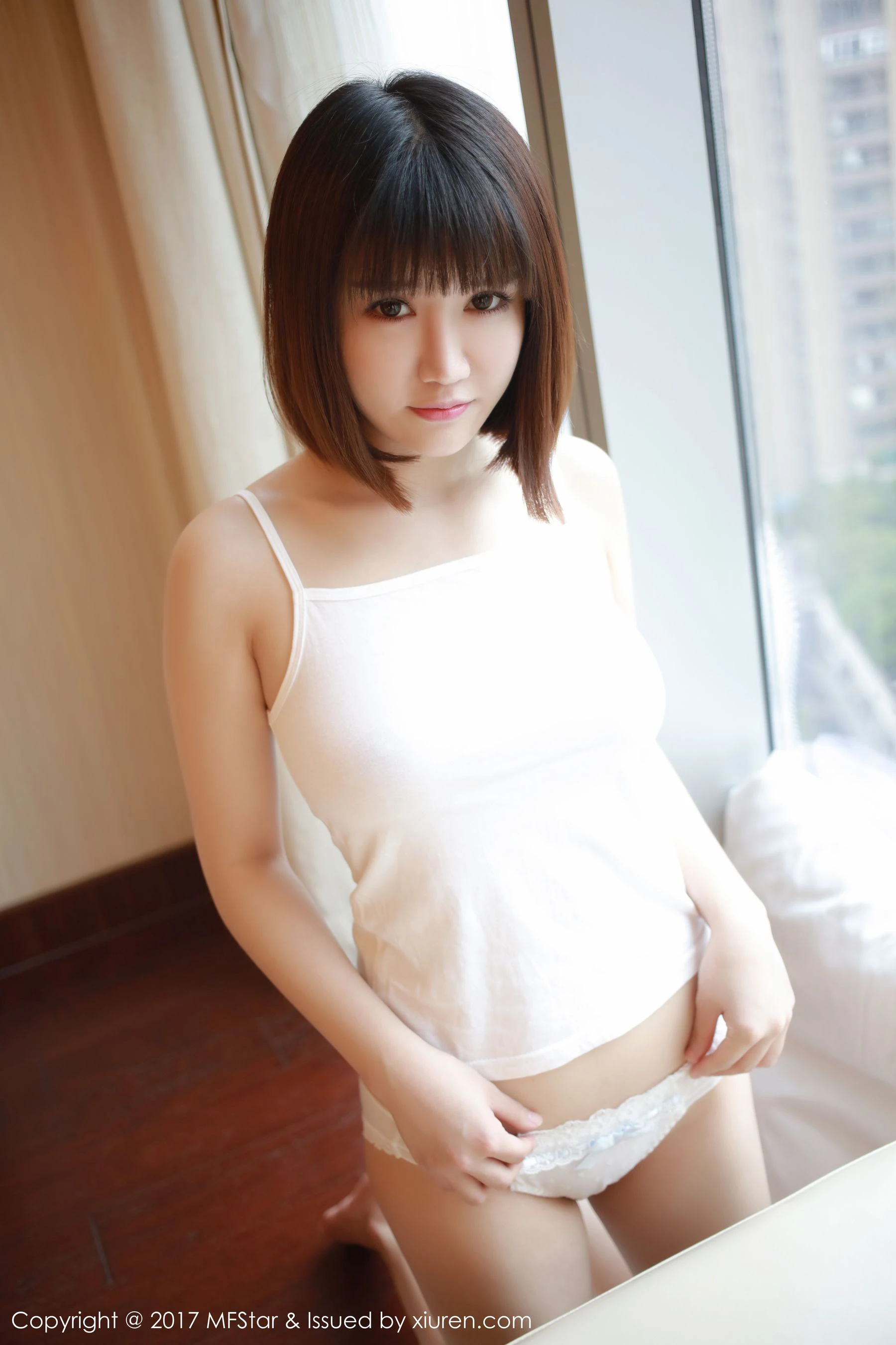 图片[6]-K8傲娇萌萌Vivian《诱人的小背心》 模范学院 VOL.102-COS写真在线网