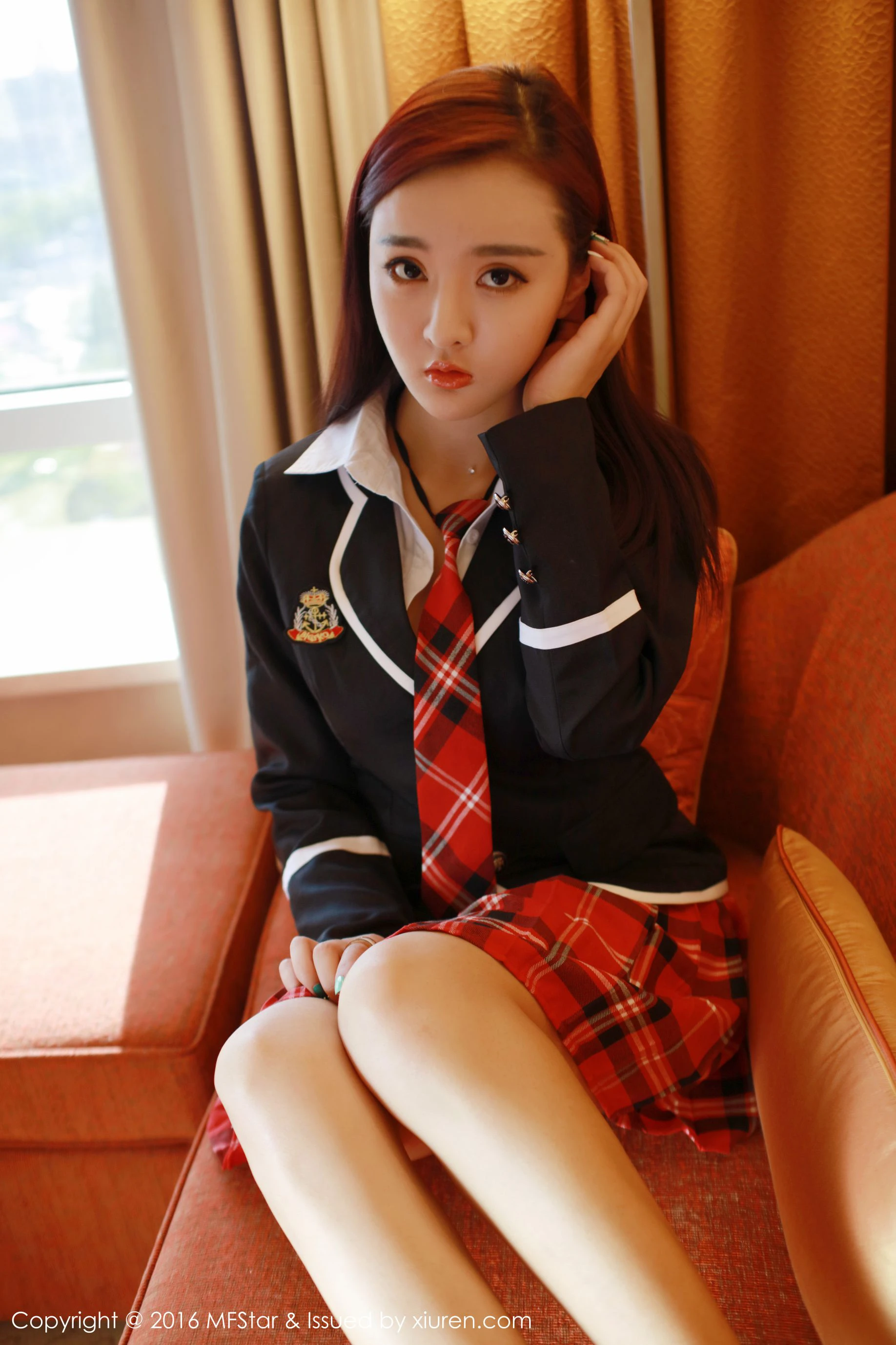 图片[2]-佳佳JiaJia《难以抗拒的校服诱惑》 模范学院 Vol.075-COS写真在线网