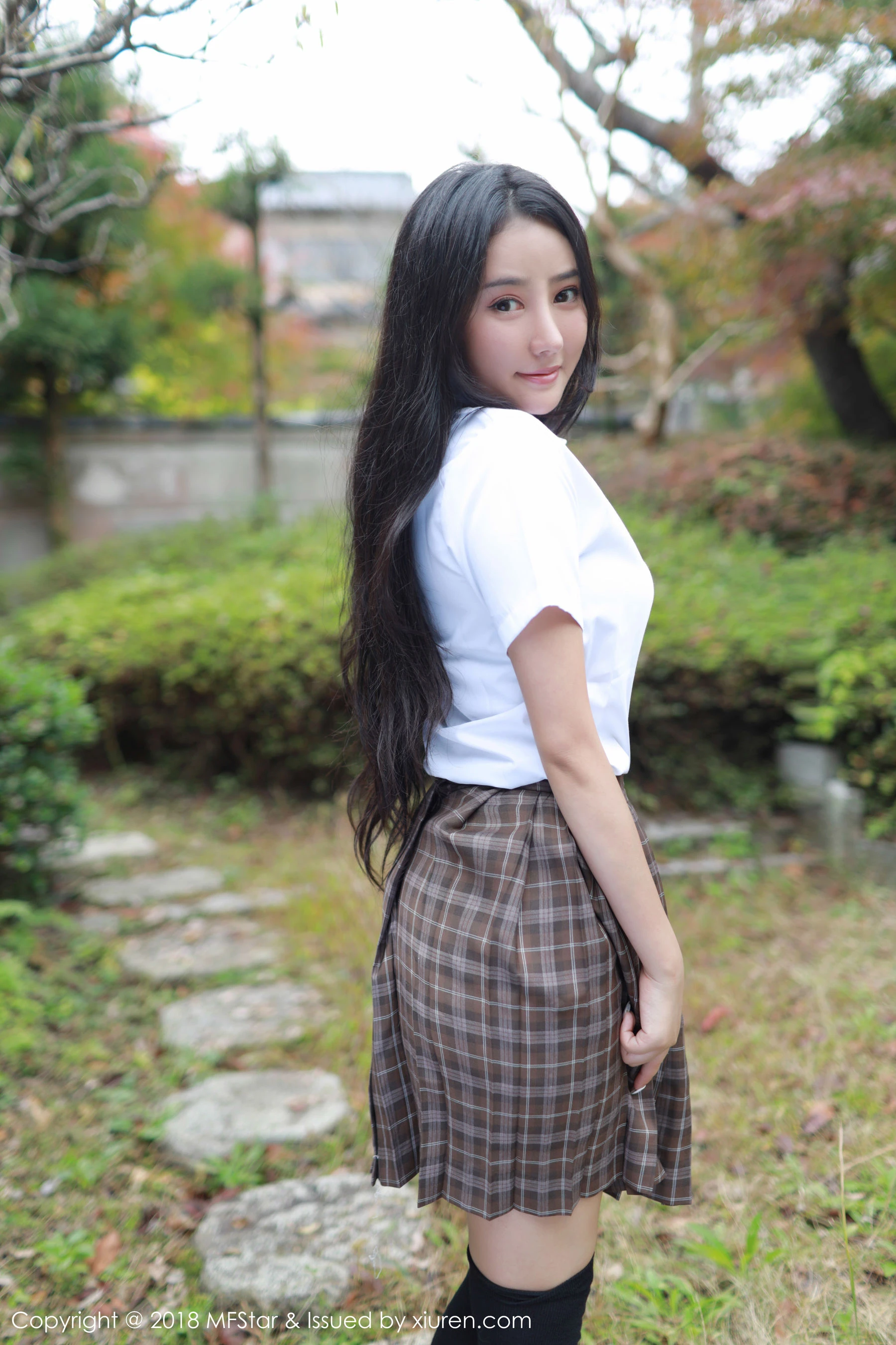 图片[3]-模范学院 Vol.163 Manuela玛鲁娜-COS写真在线网