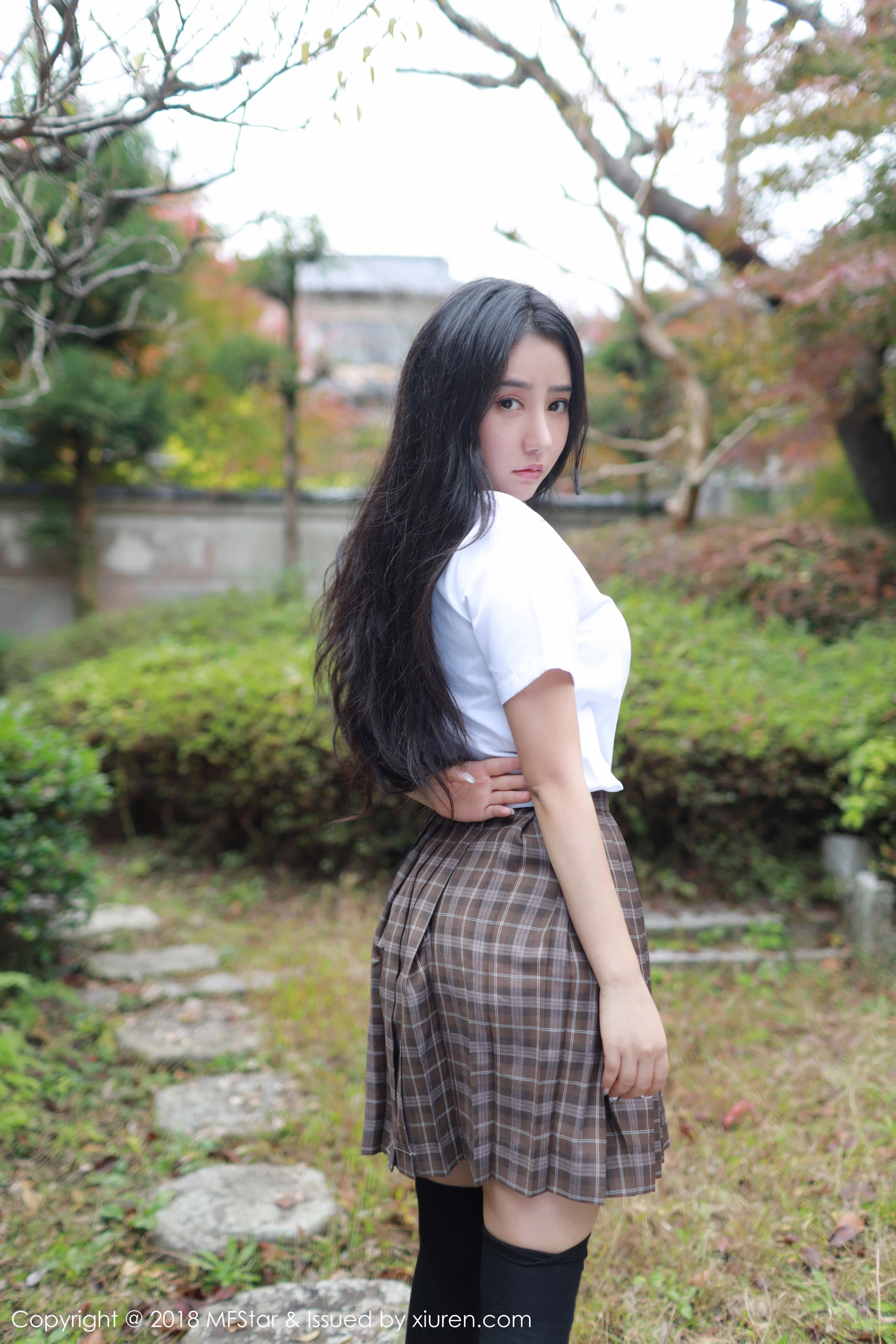 图片[4]-模范学院 Vol.163 Manuela玛鲁娜-COS写真在线网
