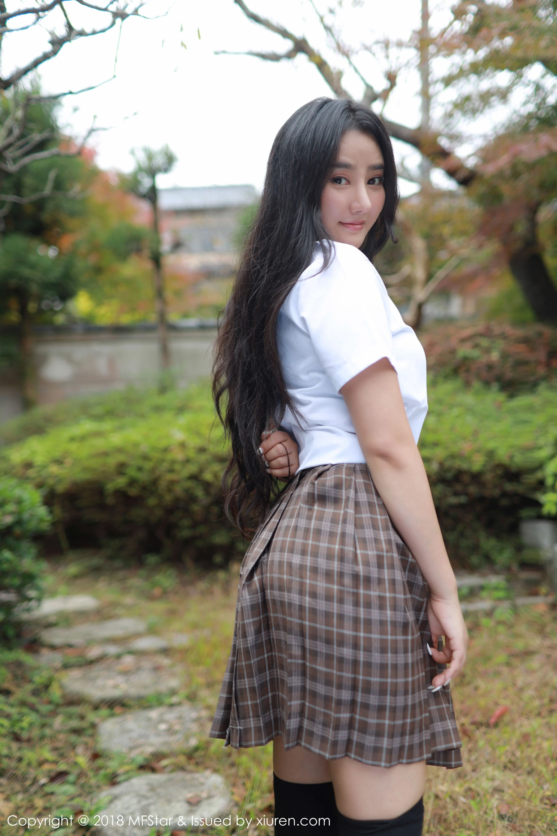 图片[5]-模范学院 Vol.163 Manuela玛鲁娜-COS写真在线网