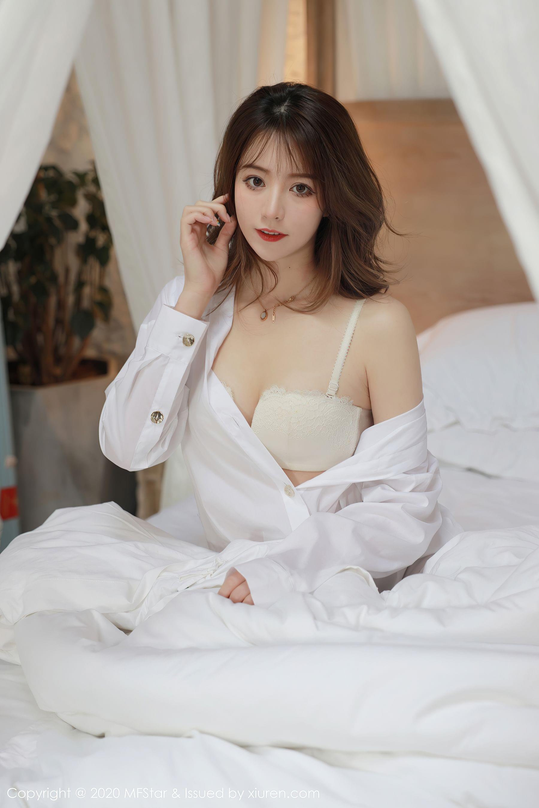 图片[3]-模范学院 Vol.369 yoo优优-COS写真在线网