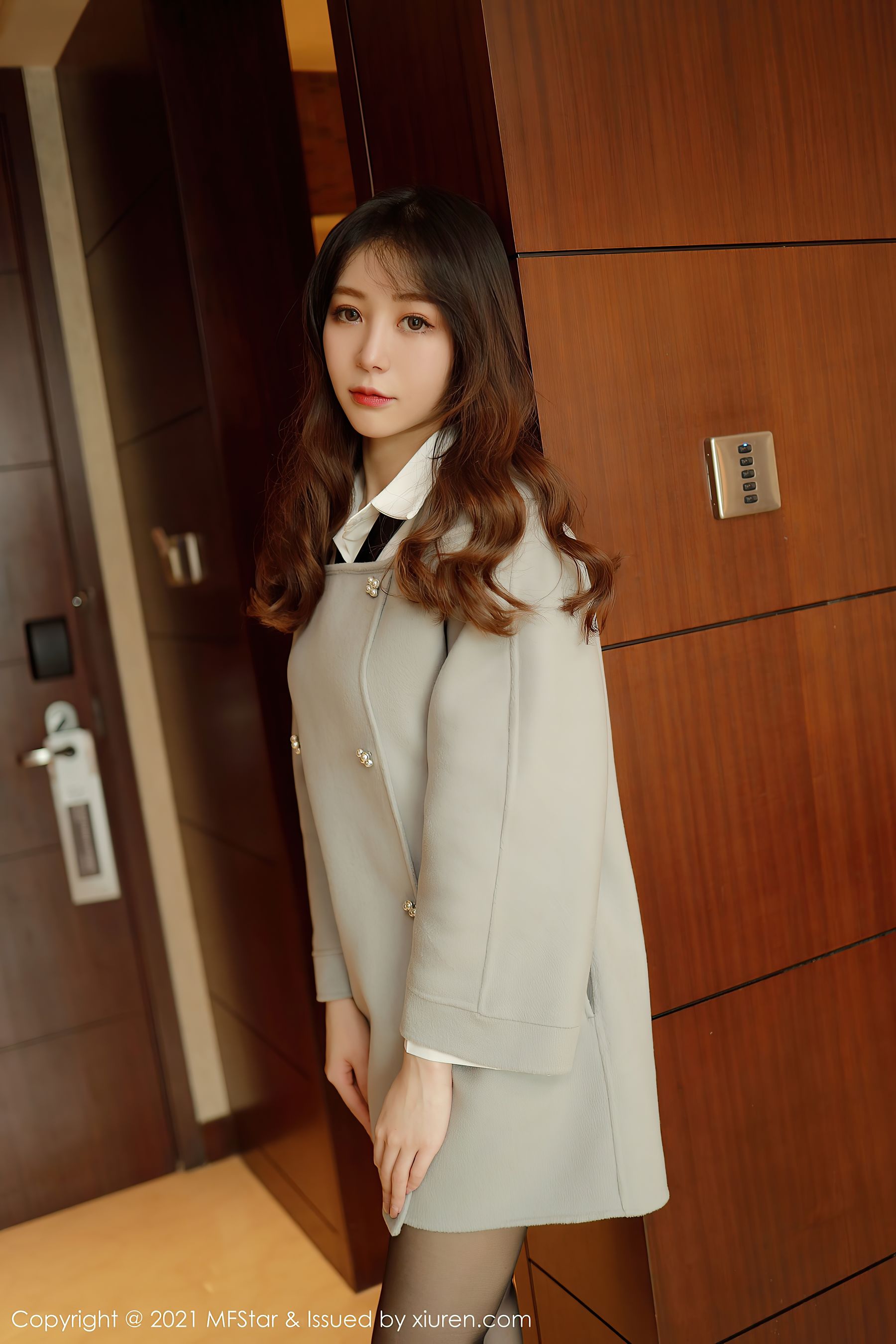 图片[3]-模范学院 VOL.433 水水er-COS写真在线网