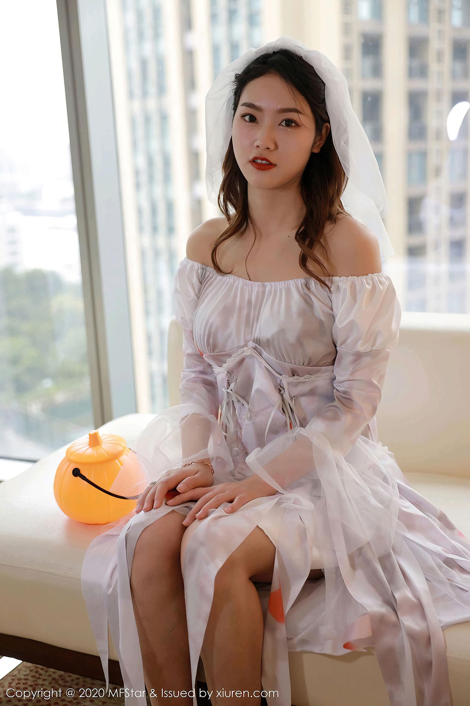 图片[2]-模范学院 Vol.408 方子萱-COS写真在线网