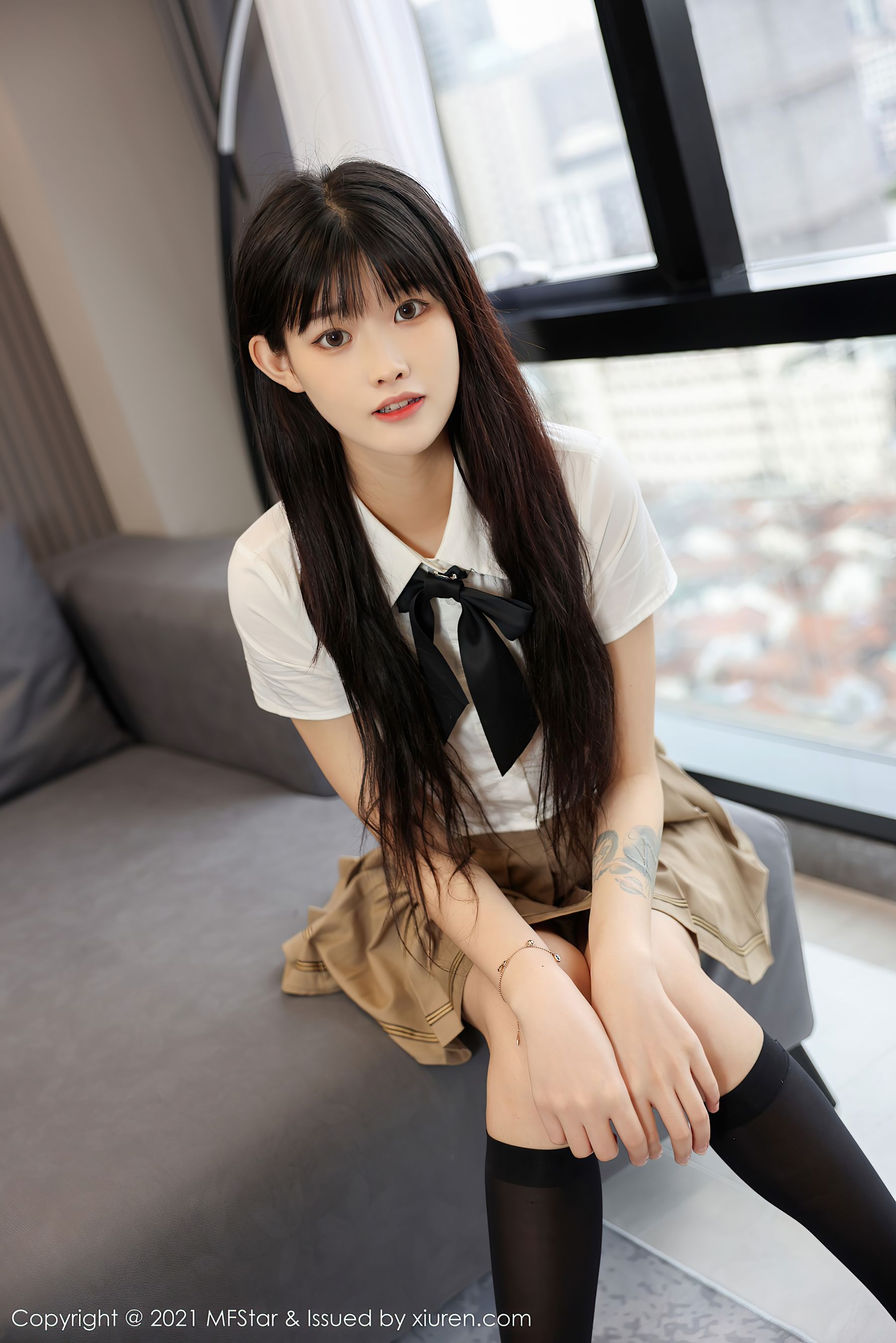 图片[2]-模范学院 Vol.546 77qiqi-COS写真在线网