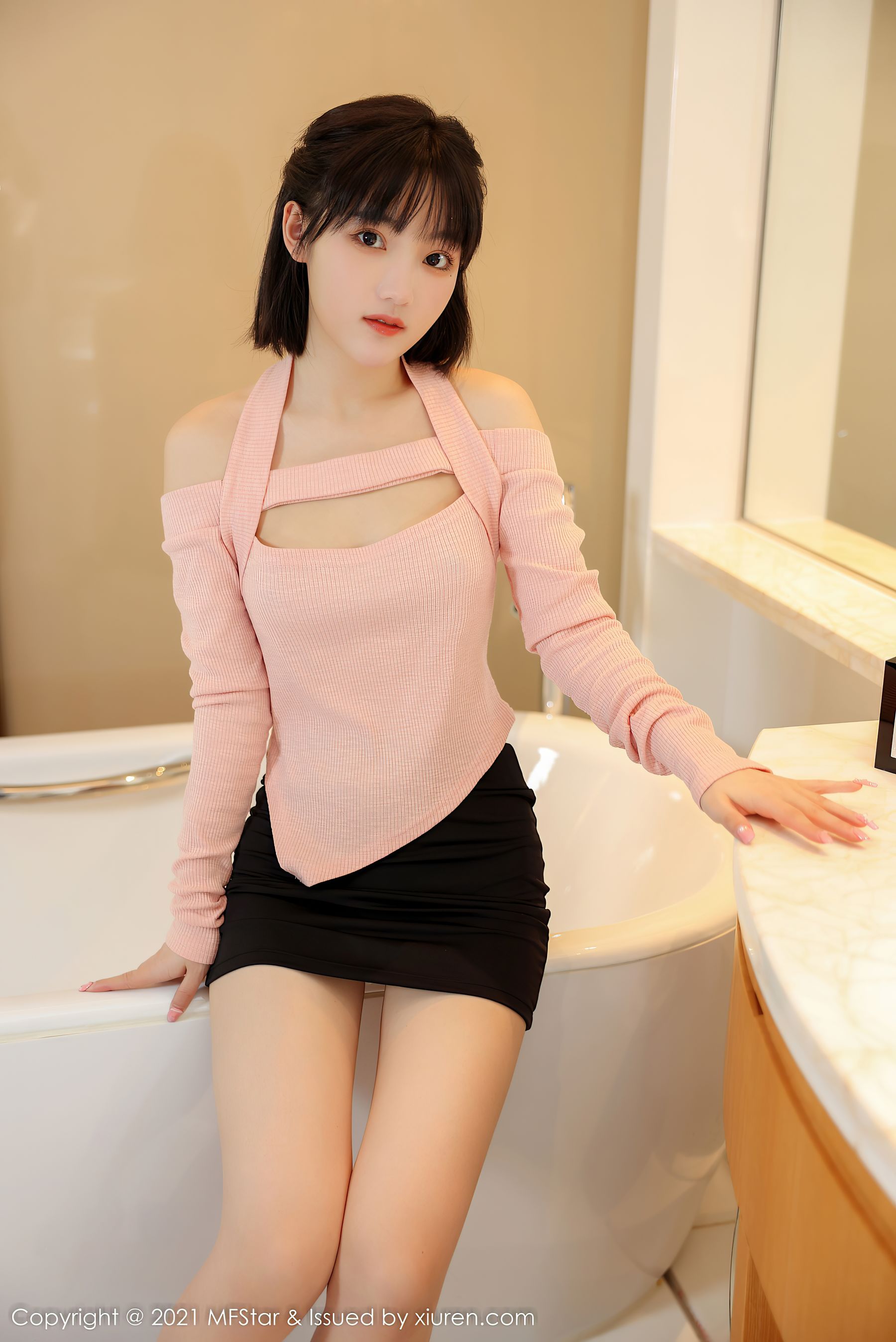 图片[2]-模范学院 Vol.545 甜筒晓彤-COS写真在线网