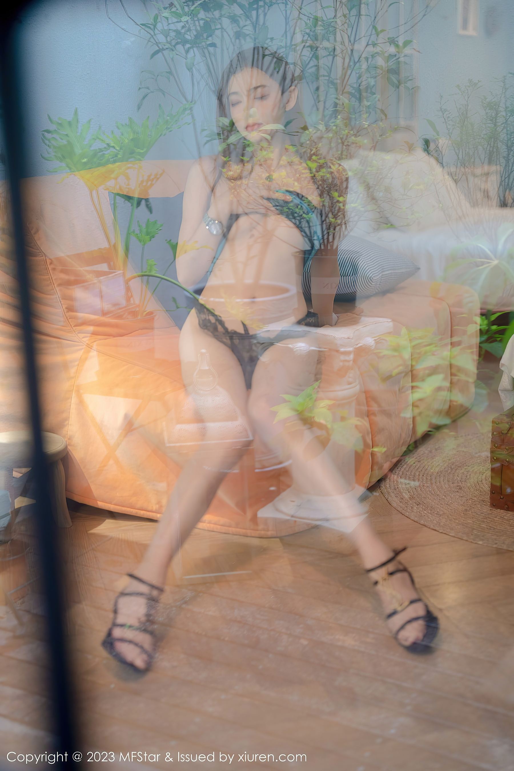 图片[5]-模范学院 VOL.586 加朵babe-COS写真在线网
