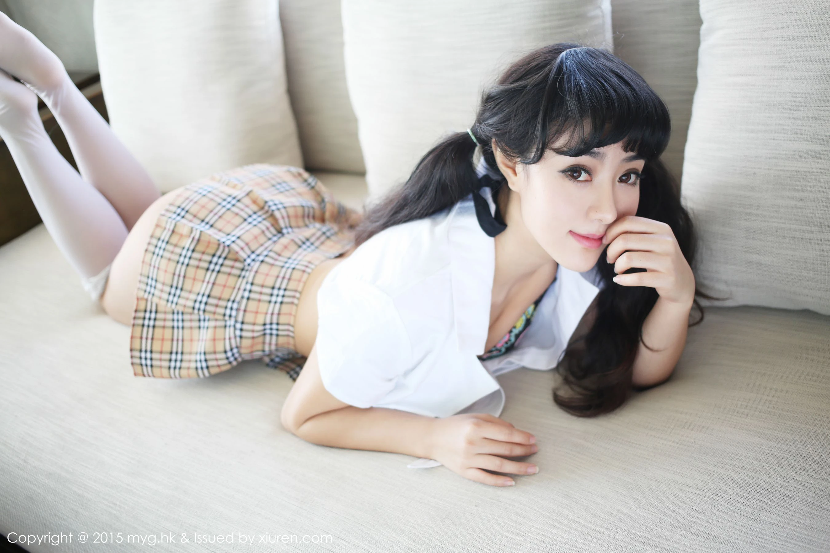 图片[4]-Manuela玛鲁娜《学生装制服》 美媛馆 Vol.107-COS写真在线网