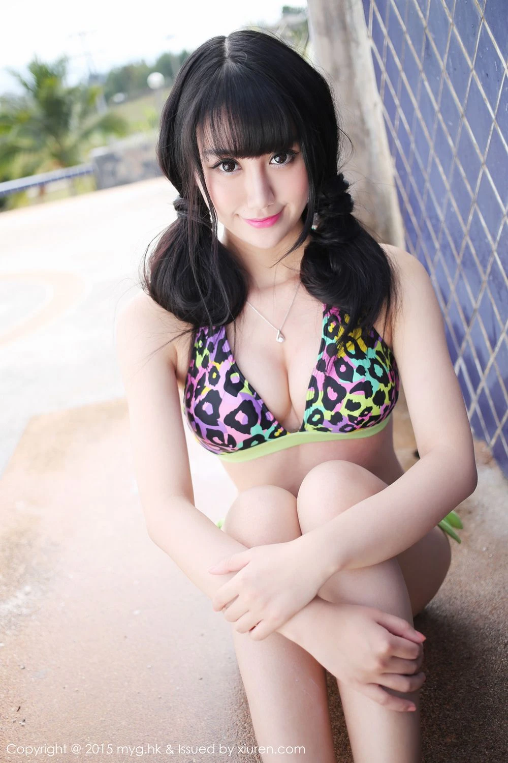 图片[5]-杨晓青儿《比基尼+校服外拍》 美媛馆 Vol.096-COS写真在线网