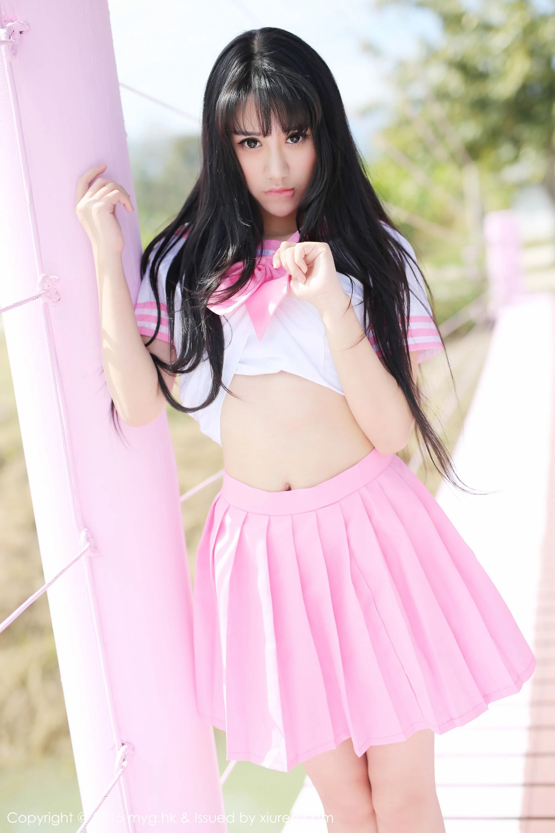 图片[3]-杨晓青儿《泰国Pai县》校服+热裤+内衣 美媛馆 Vol.099-COS写真在线网