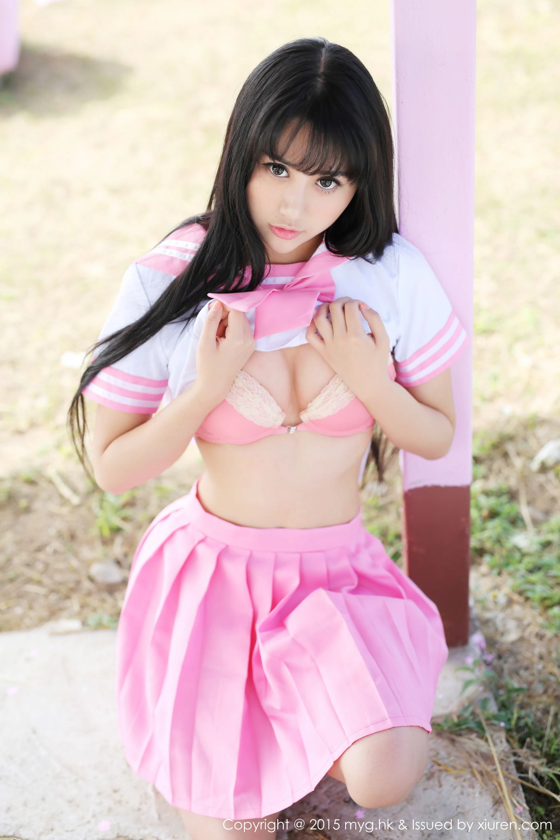 图片[4]-杨晓青儿《泰国Pai县》校服+热裤+内衣 美媛馆 Vol.099-COS写真在线网