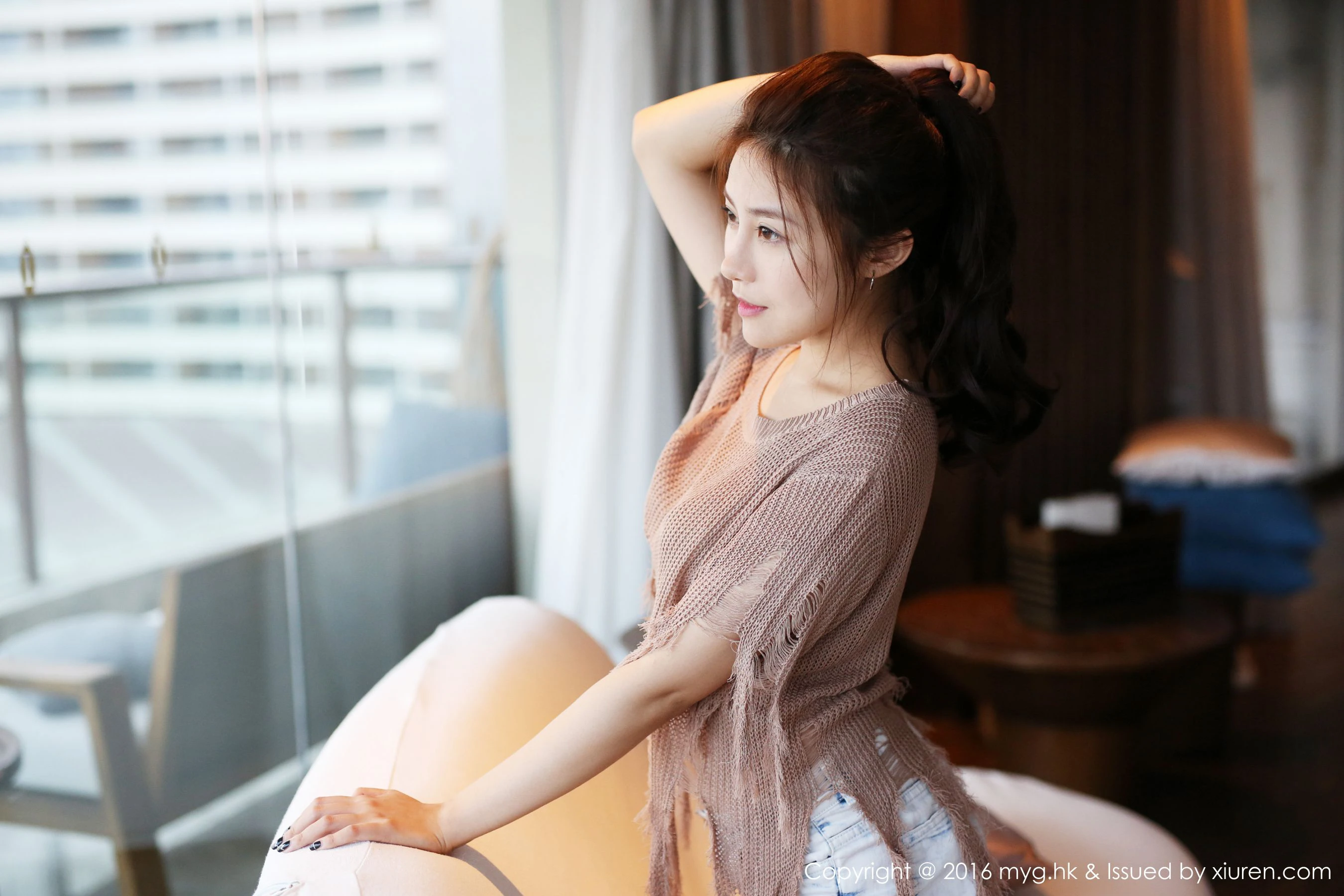 图片[4]-许诺Sabrina《3套服饰 美得让人窒息》 美媛馆 Vol.233-COS写真在线网