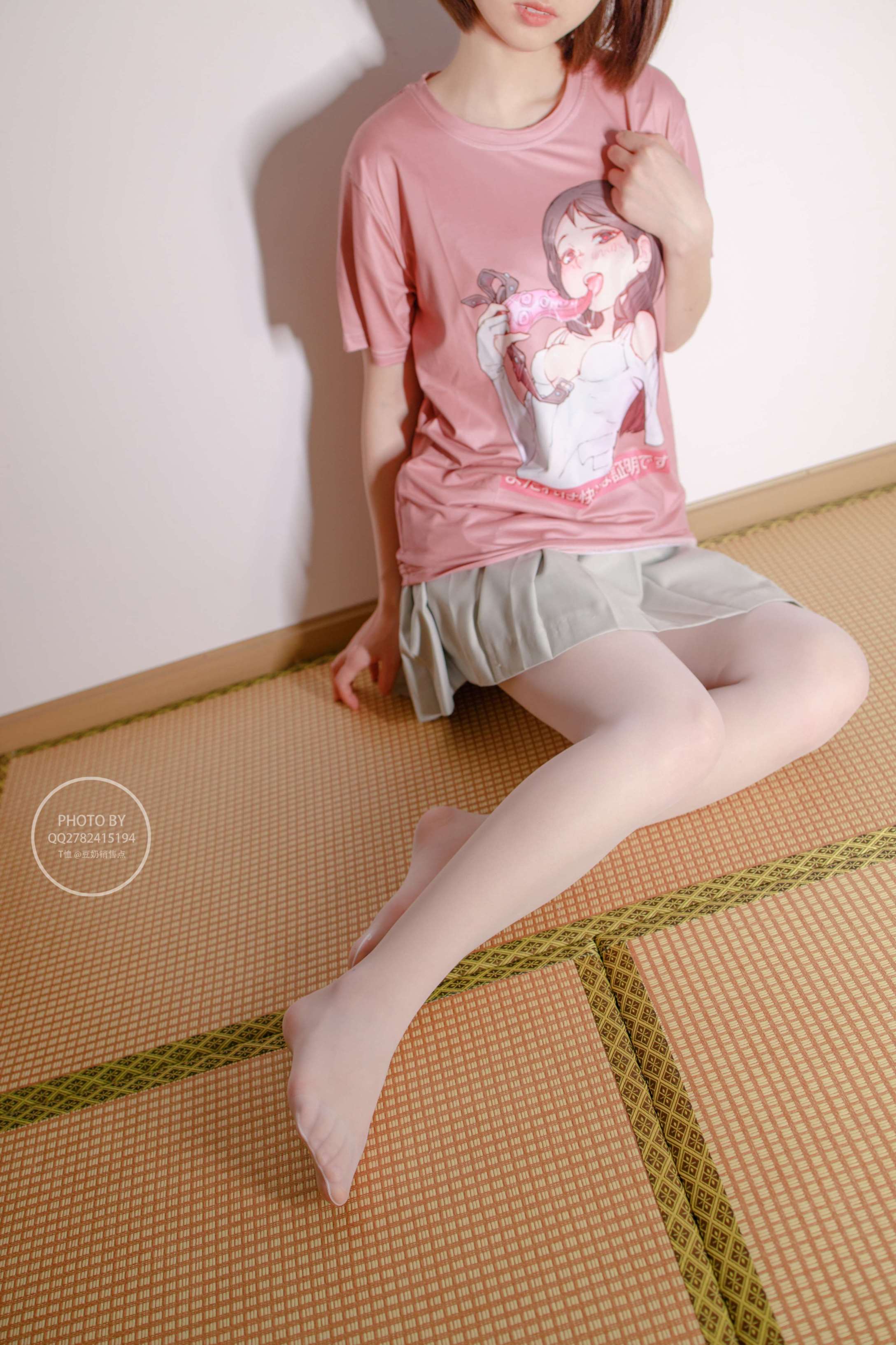 图片[4]-無料 NO.004 凉席上的白丝美少女[40P／604MB]-COS写真在线网