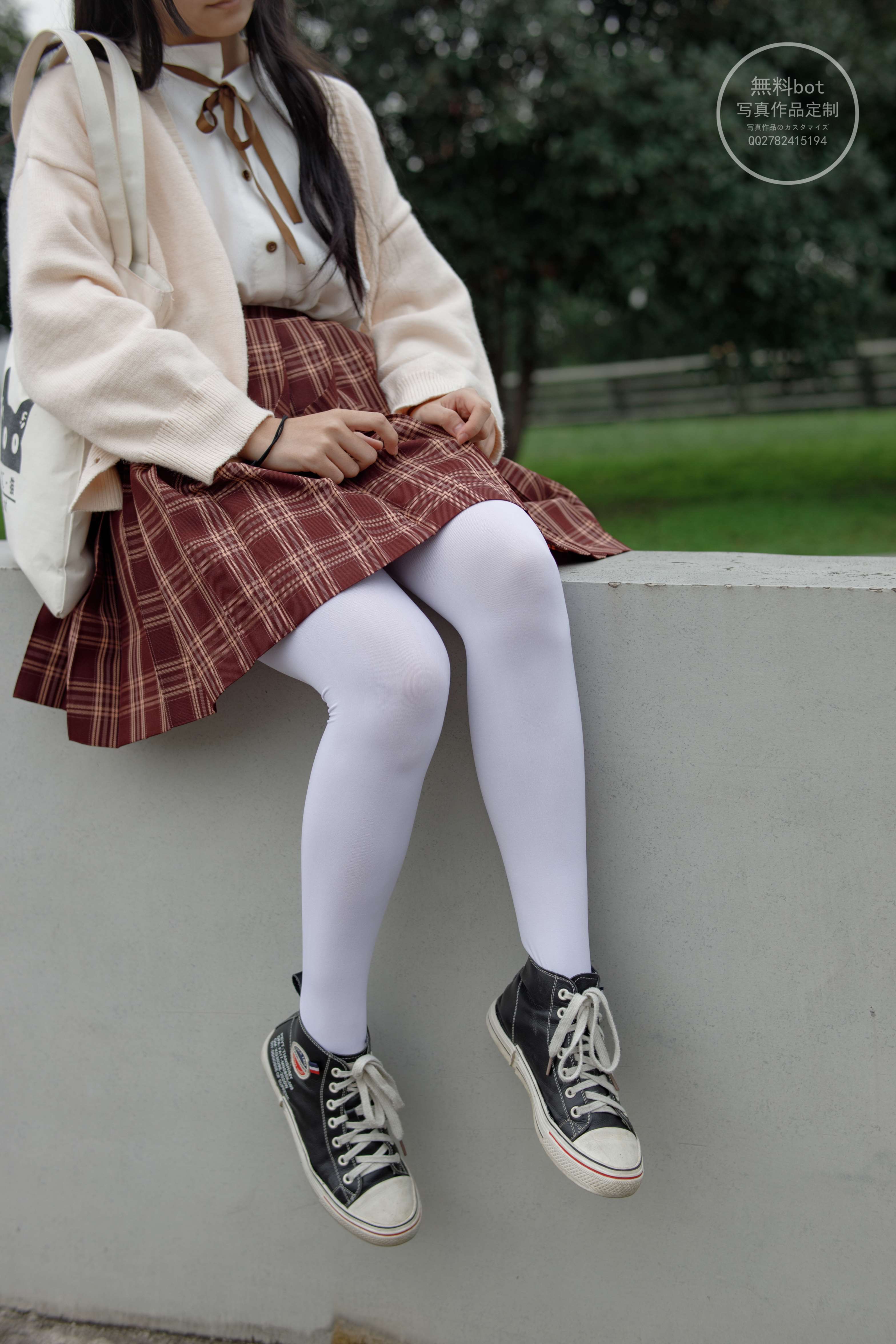 图片[3]-有料 NO.006 依依 户外白丝JK制服 [90P／1.23G]-COS写真在线网