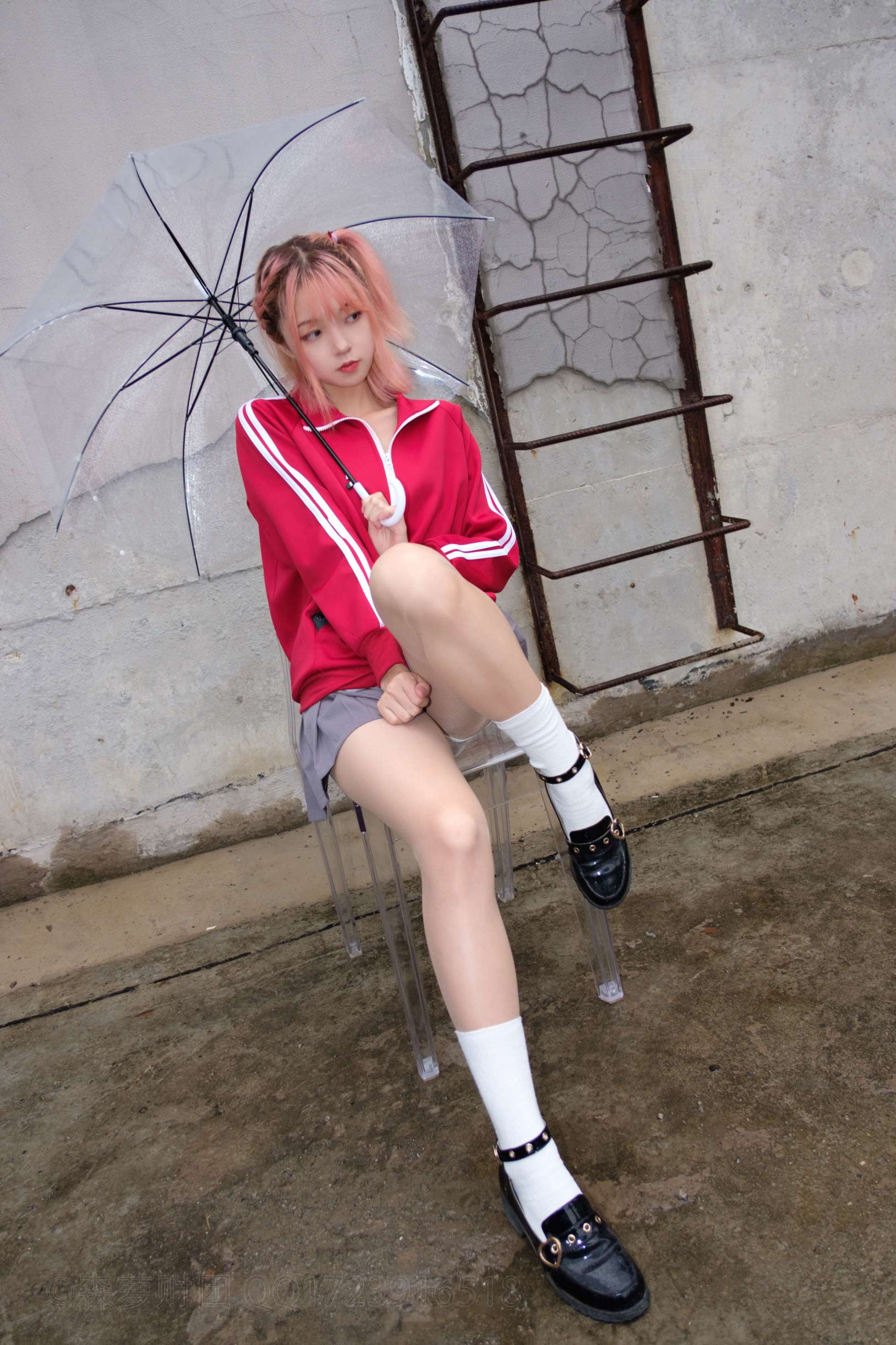 图片[2]-X-044 红衣少女浴缸玩肉丝 [88P1V-2.16GB]-COS写真在线网