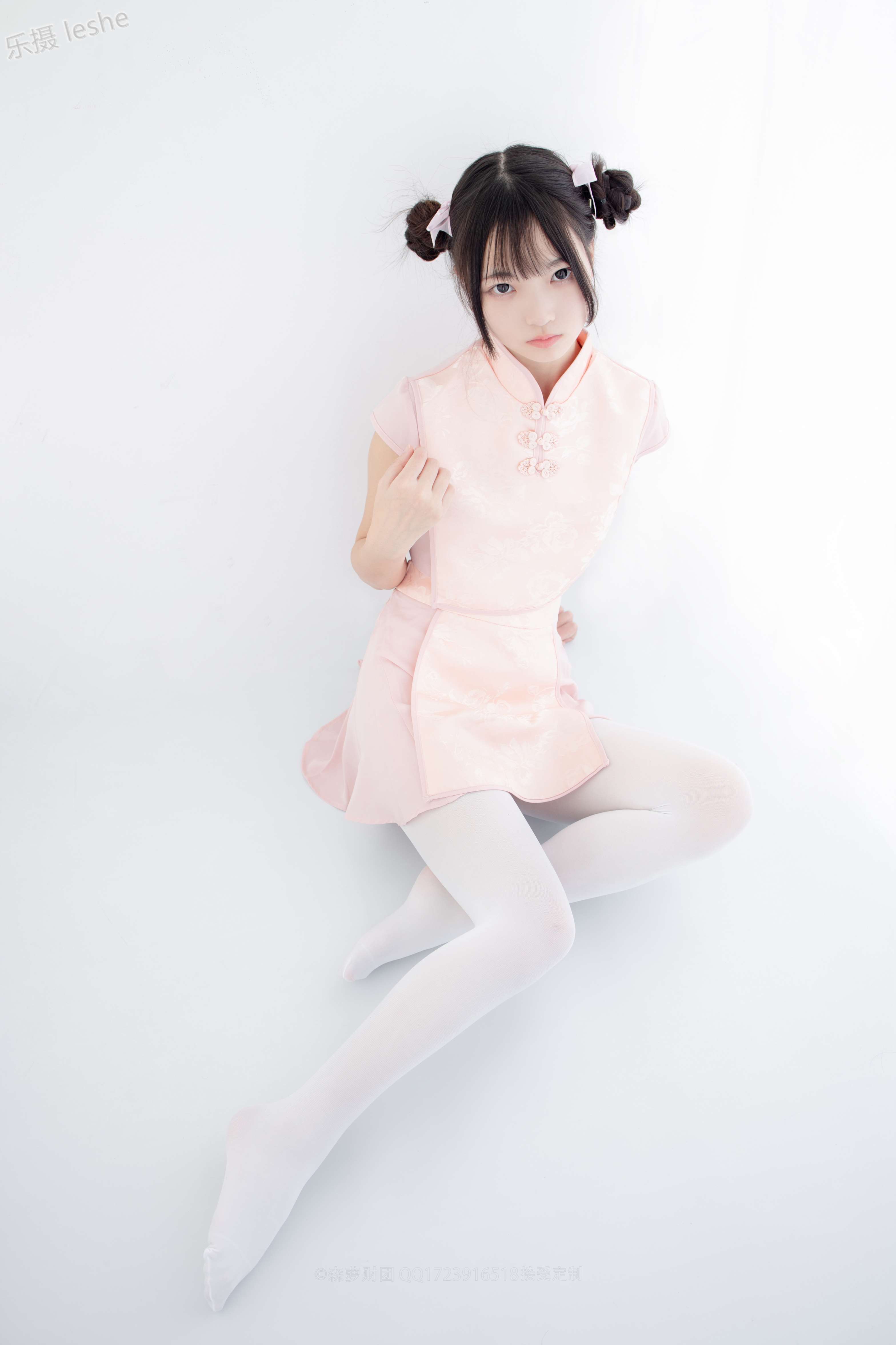 图片[3]-X-052 80D白丝踩物 [66P1V-1.76GB]-COS写真在线网