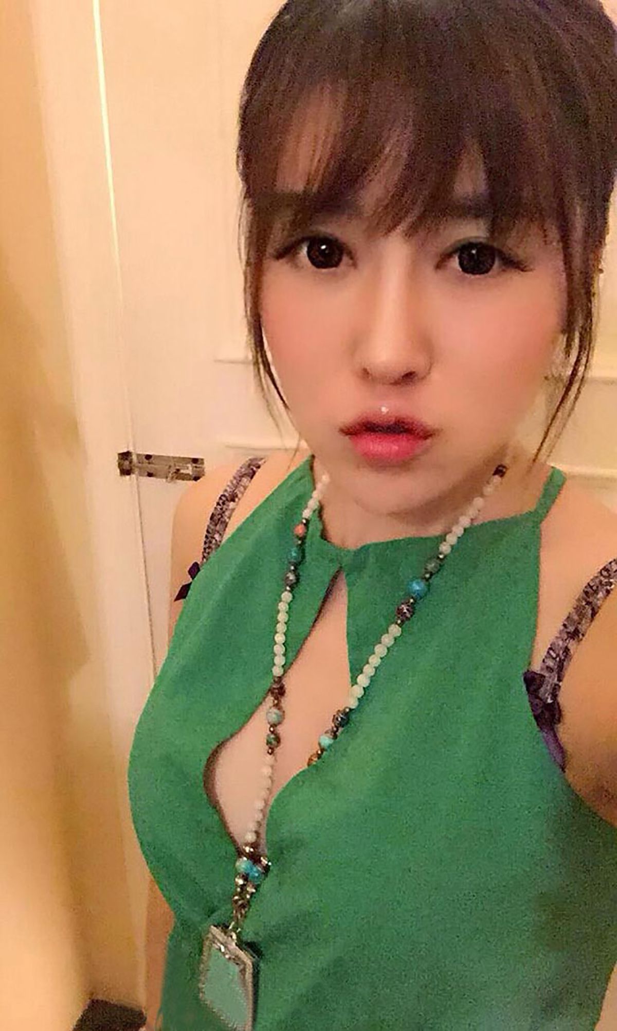图片[3]-夏雪儿《小兔儿乖乖把门儿开开》 UGirls 爱尤物 No.115 [40P]-COS写真在线网