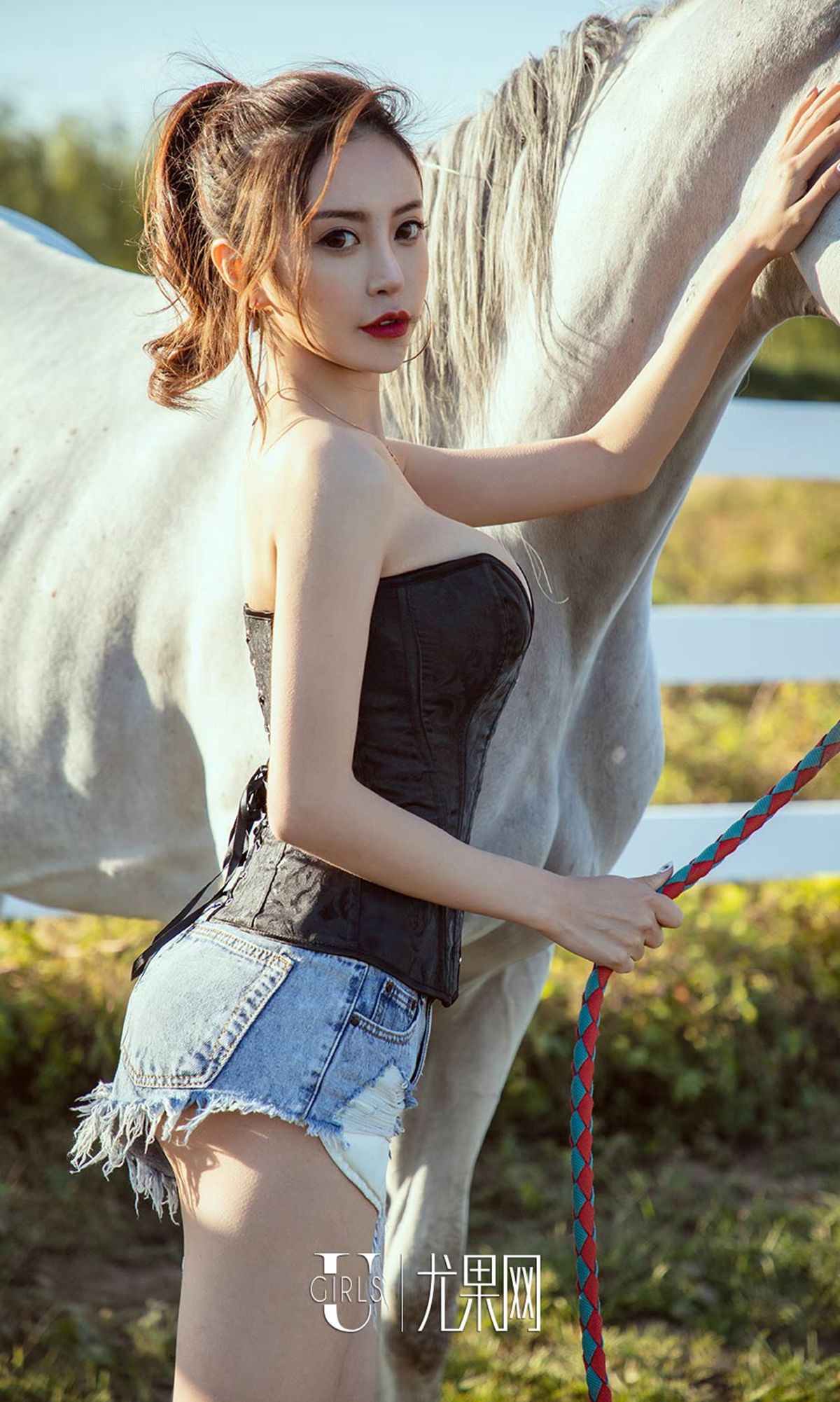 图片[6]-UGirls 爱尤物 No.1247 陈思琪《踏秋》 [35P]-COS写真在线网