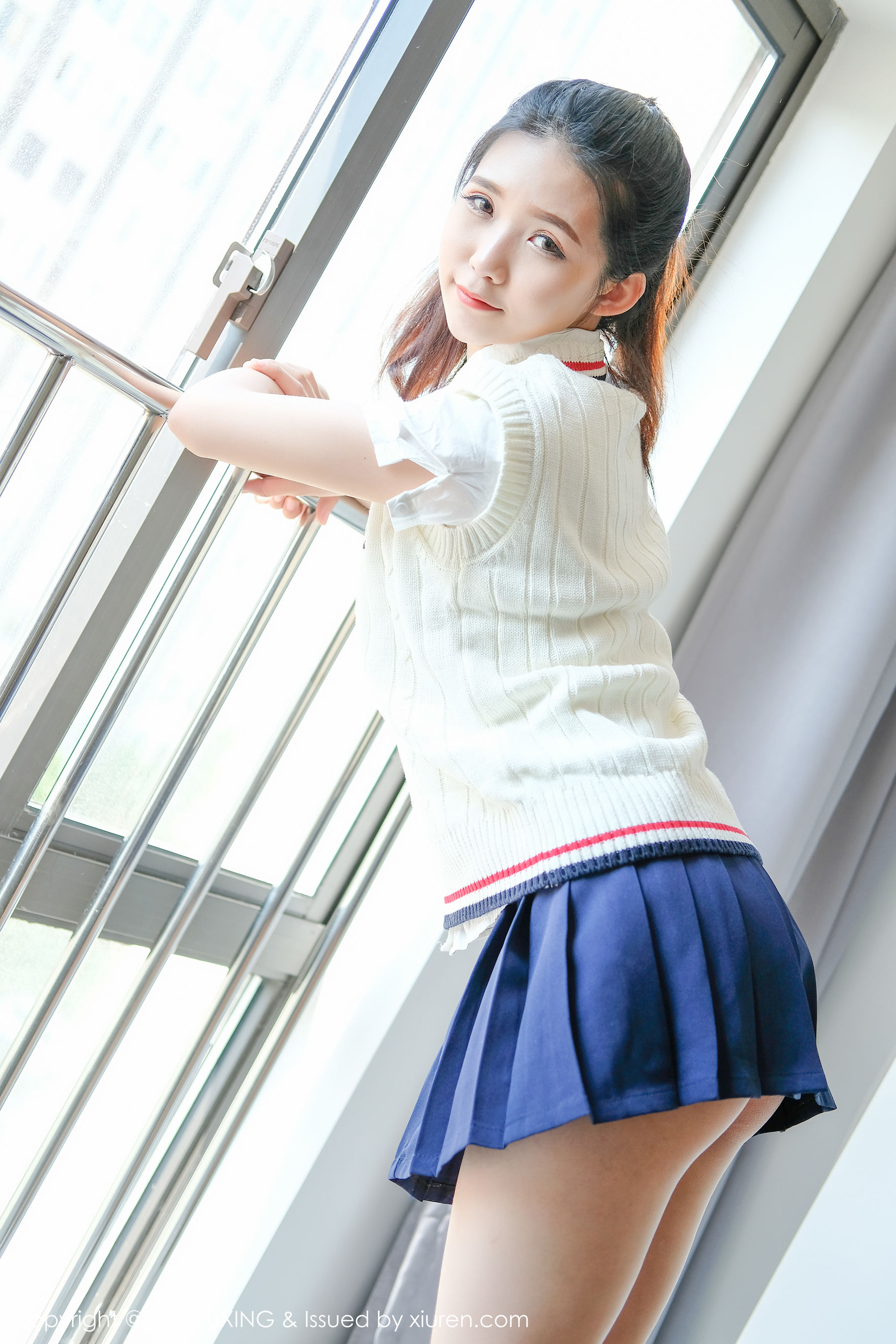 图片[3]-可爱的小叶子《校服软妹》 优星馆UXING VOL.056 [38P]-COS写真在线网