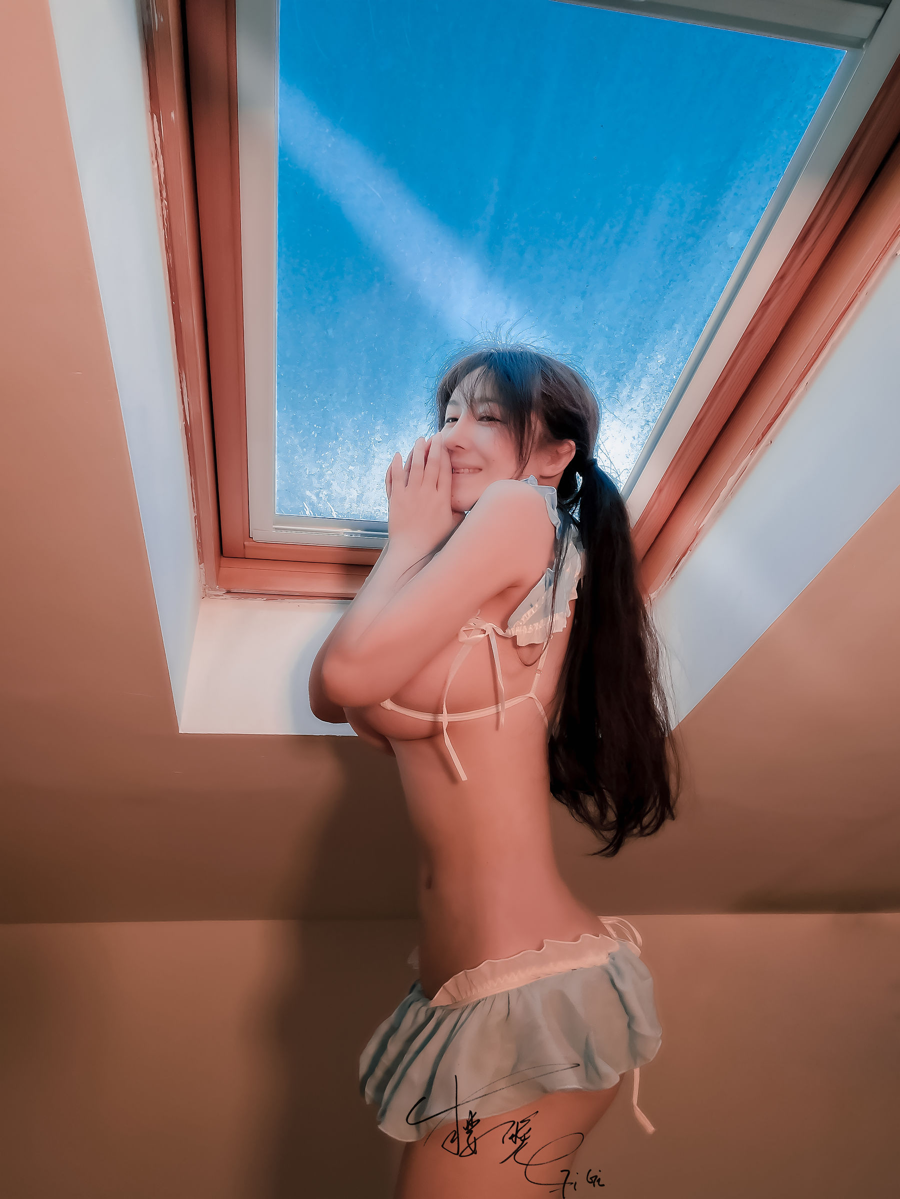 网络红人樱晚gigi – 蓝色比基尼 [25P] - 秀人网免费无水印在线套图写真