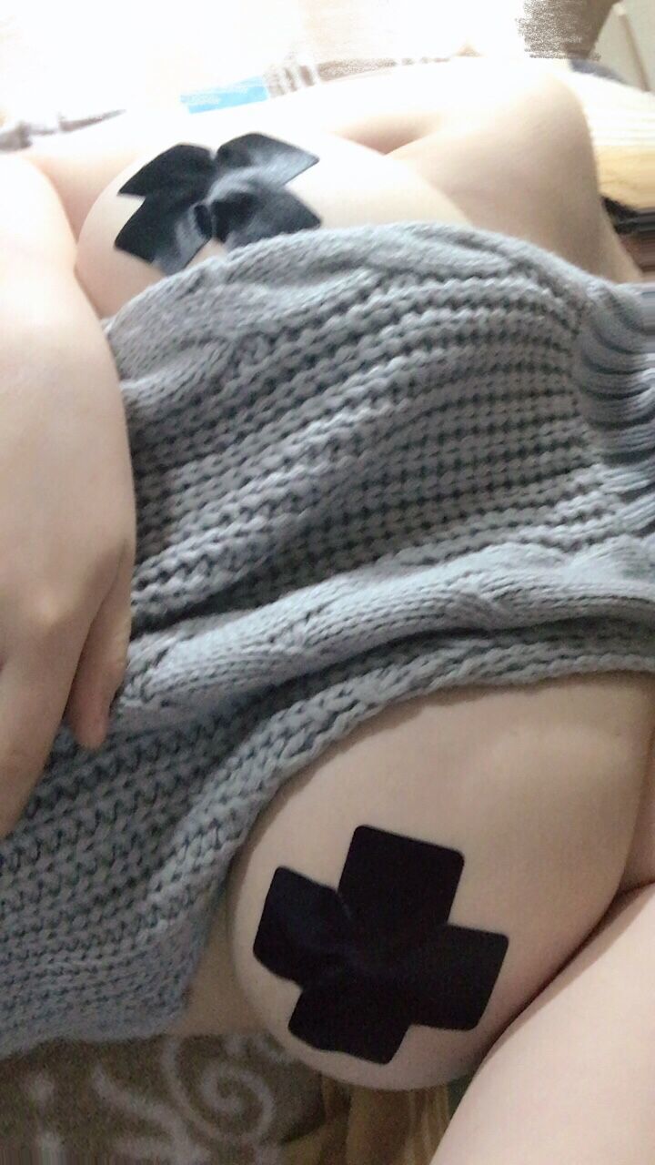 奶兔biubiu – 灰色毛衣 [67P] - 秀人网免费无水印在线套图写真