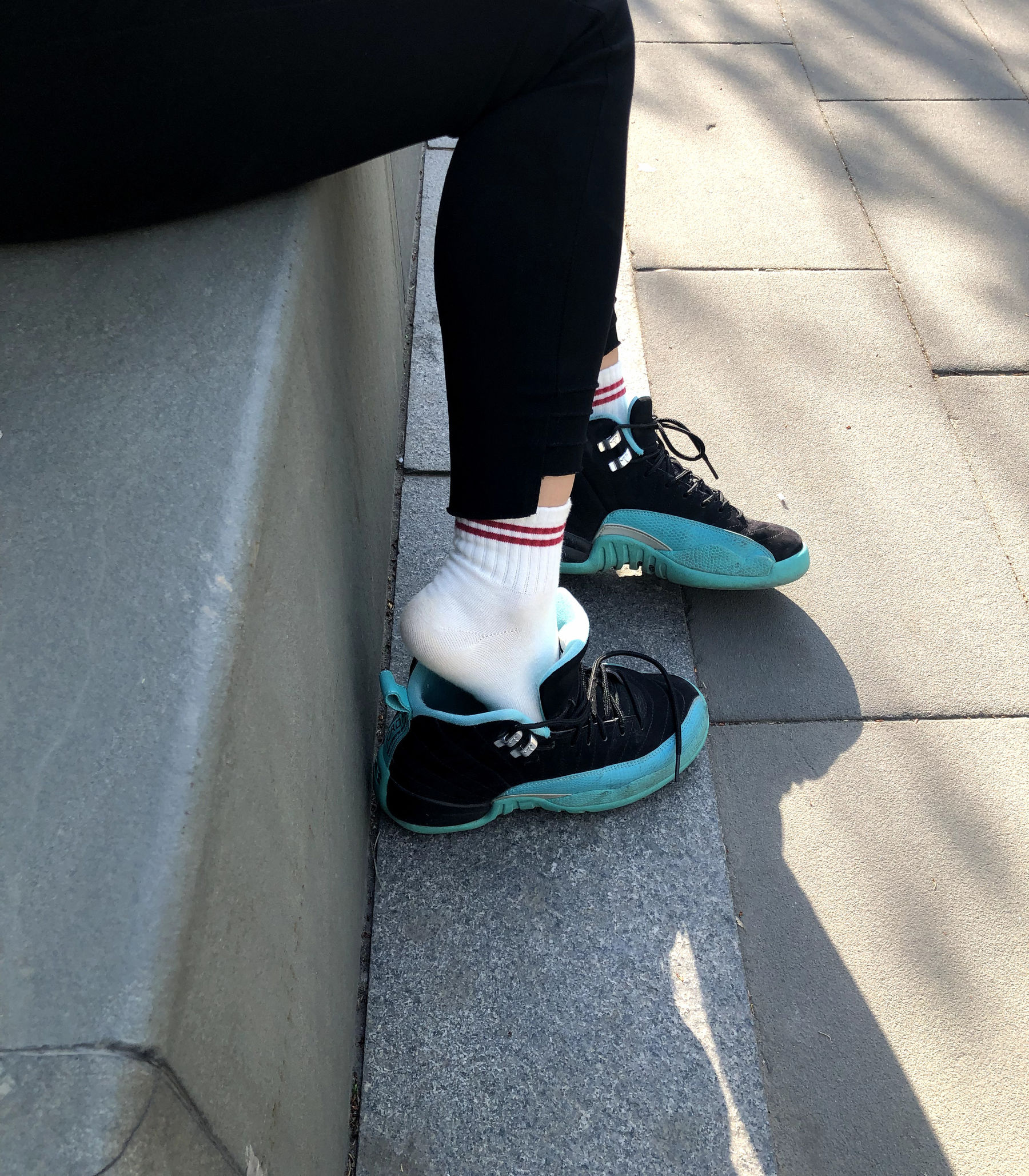 安乔乔儿(Nia乔乔) No.002 户外露脚脚 [80P] - 秀人网免费无水印在线套图写真