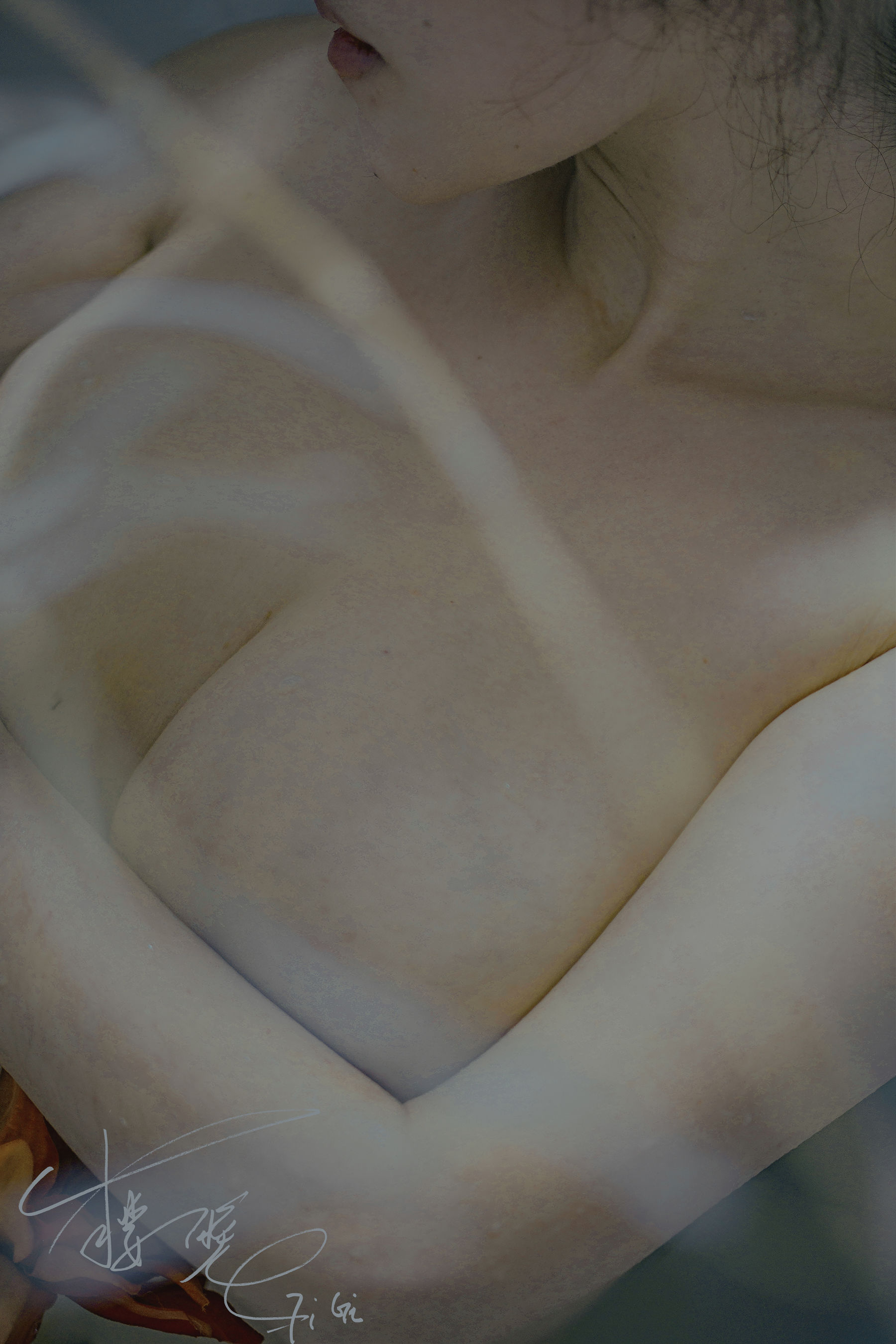 网络红人樱晚gigi – 清衣.池 [25P] - 秀人网免费无水印在线套图写真