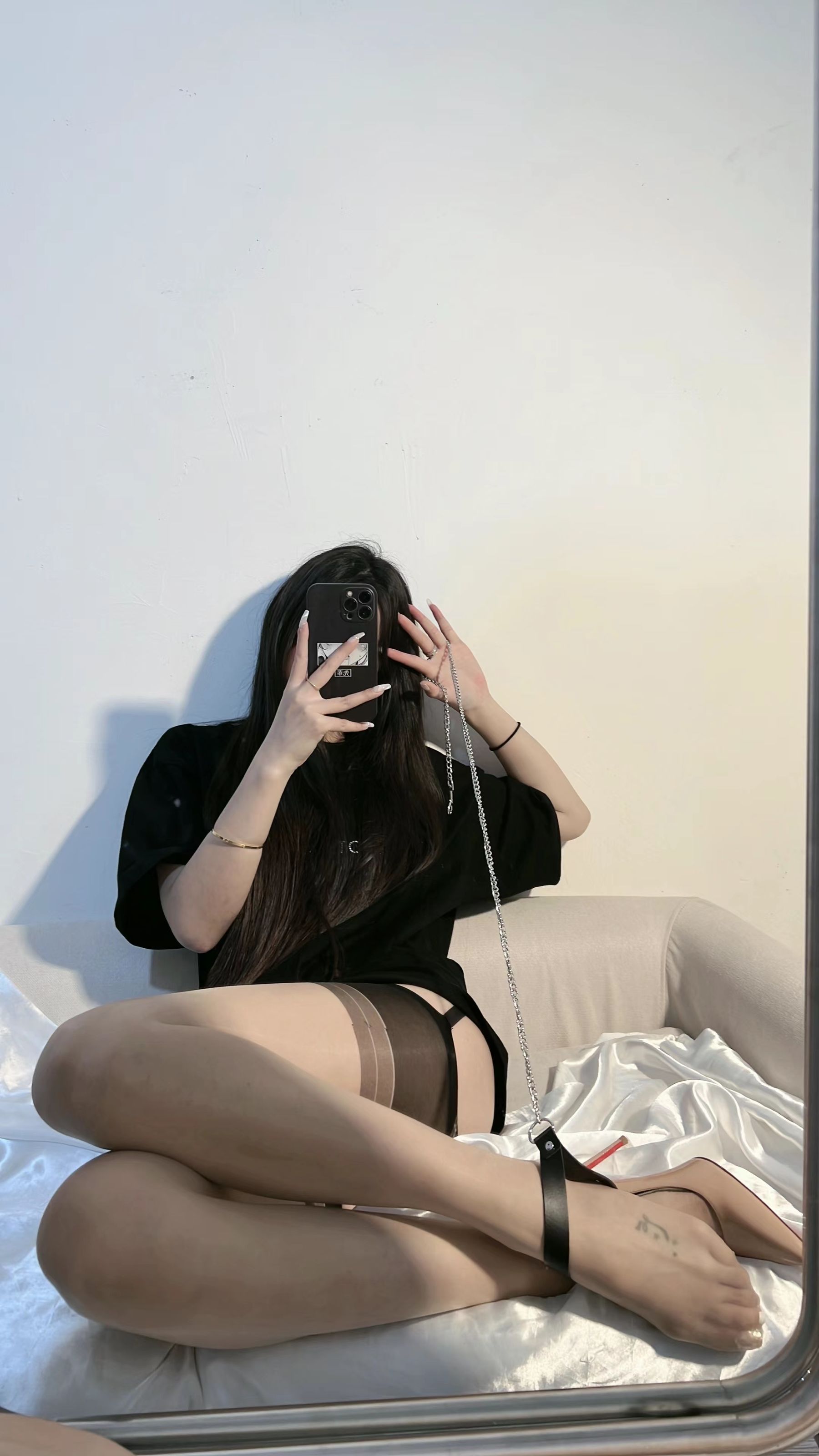 陈佩奇yyyy – 灰色提袜 [32P] - 秀人网免费无水印在线套图写真