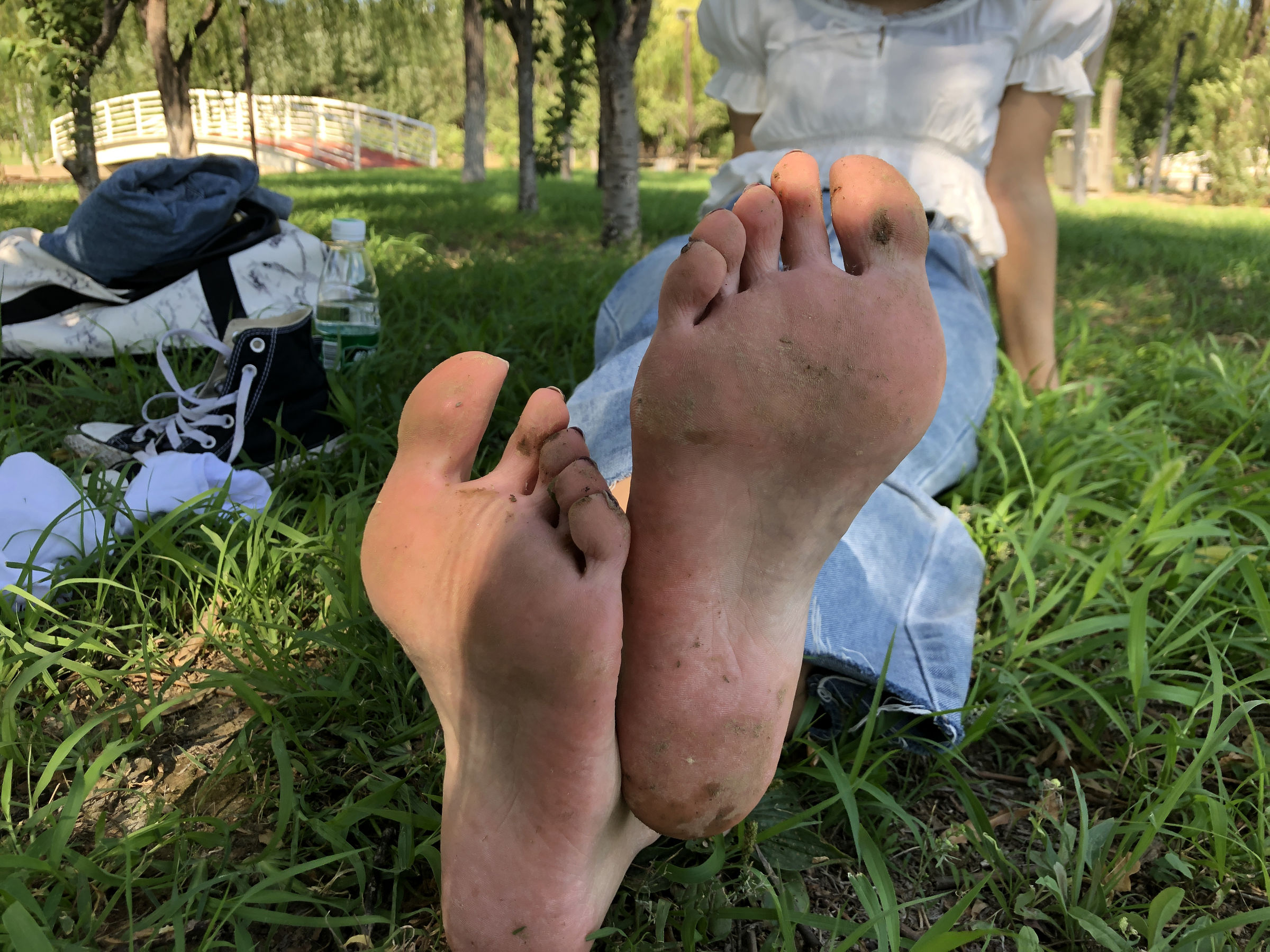 安乔乔儿(Nia乔乔) No.007 乔乔脏脚底 [100P] - 秀人网免费无水印在线套图写真