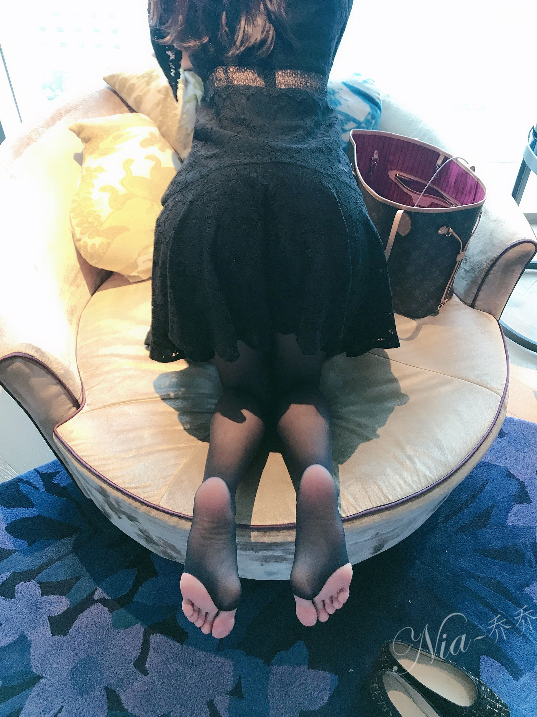 安乔乔儿(Nia乔乔) No.023 出差刚到酒店呀 [118P] - 秀人网免费无水印在线套图写真