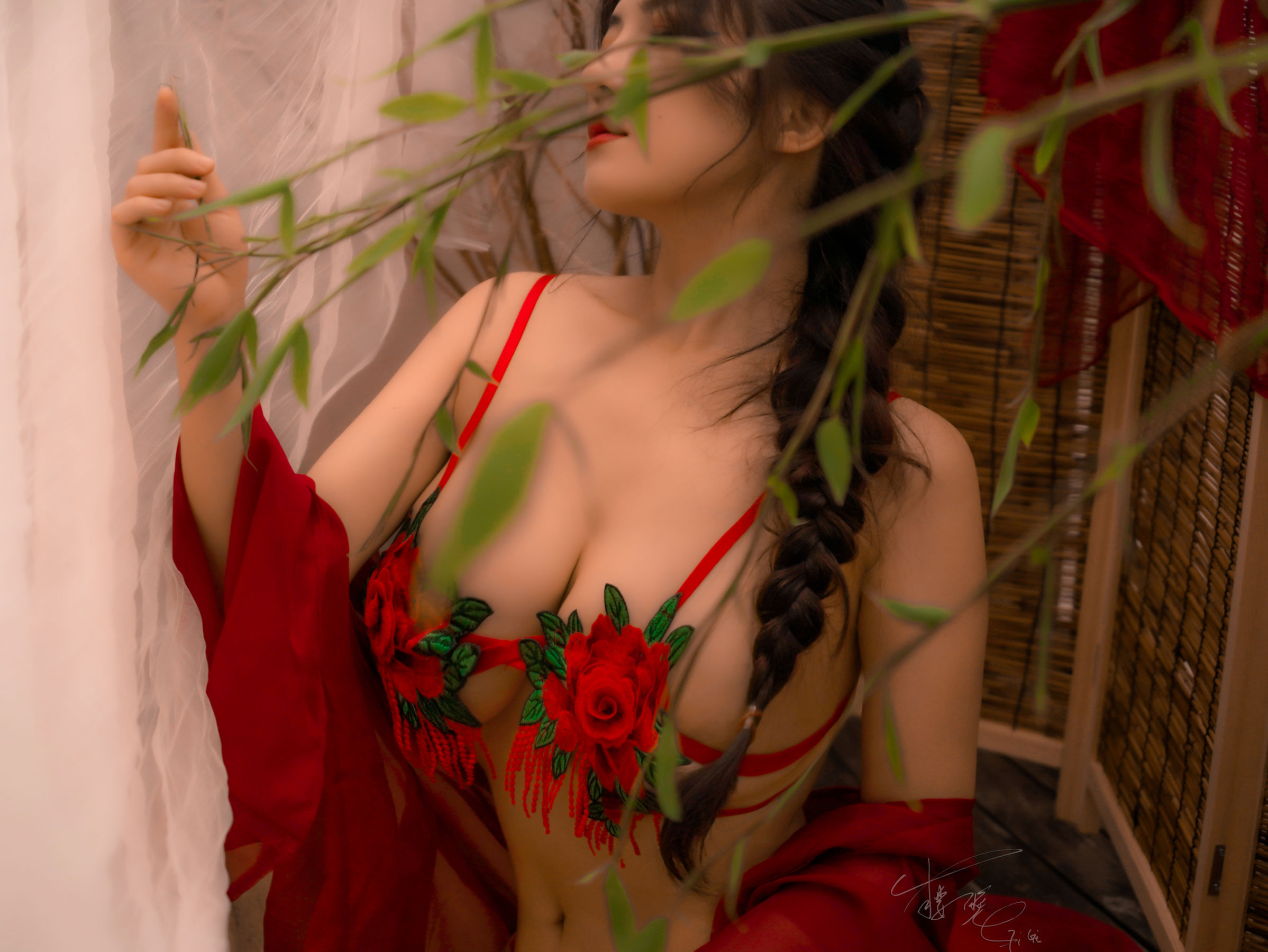 网络红人樱晚gigi – 胭花 [21P] - 秀人网免费无水印在线套图写真