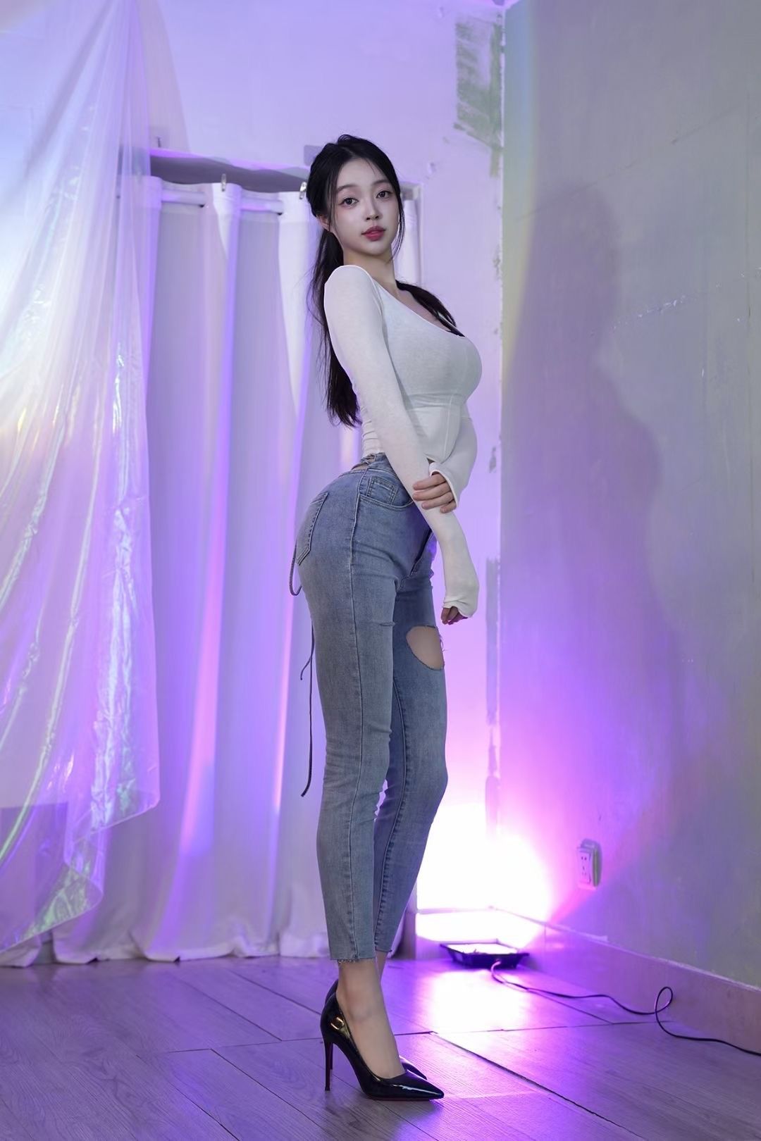 徐珺大哥 微密圈视图合集 [190P] - 秀人网免费无水印在线套图写真