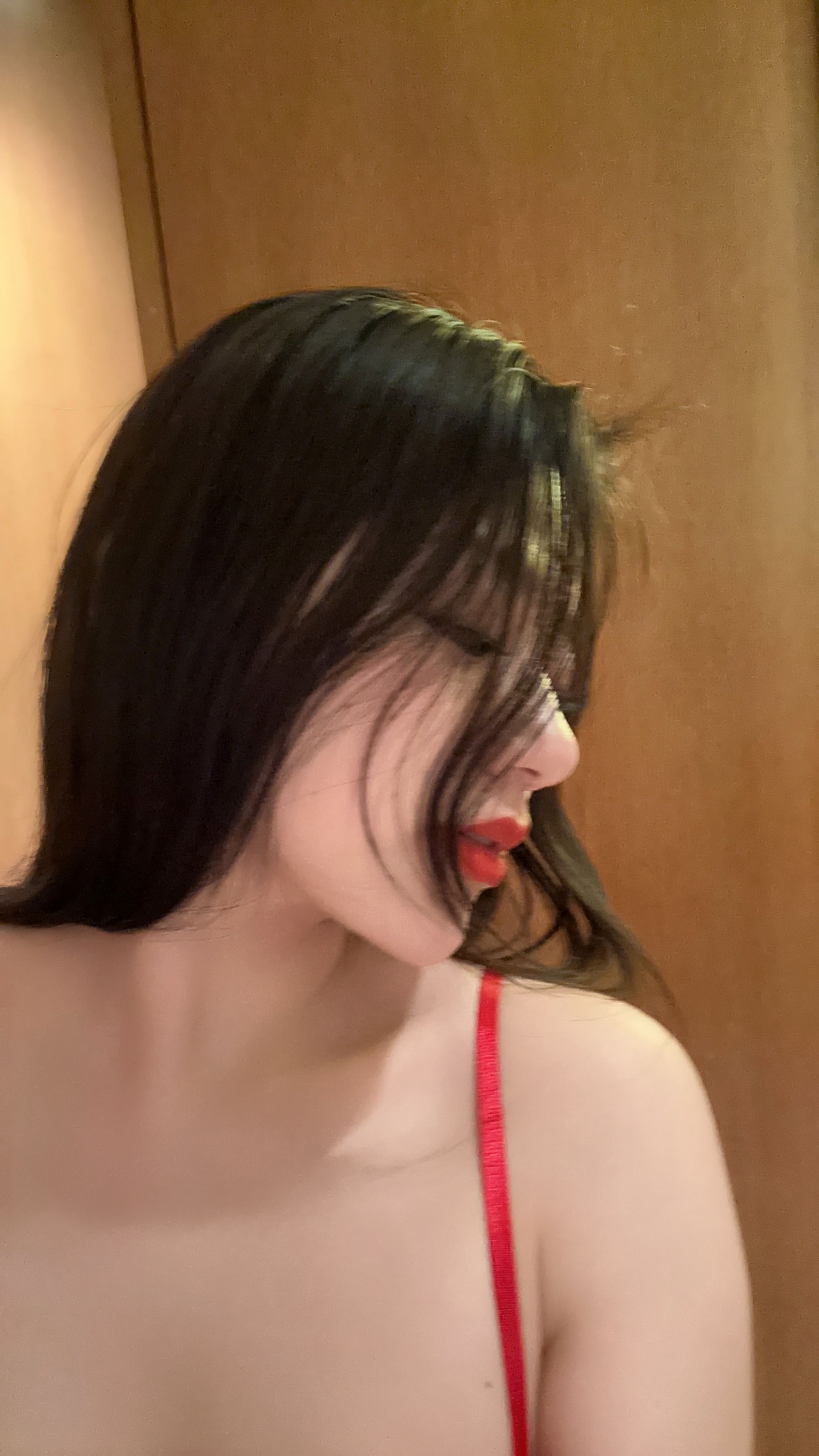 奶宝妹纸 – 红色蕾丝 [64P] - 秀人网免费无水印在线套图写真