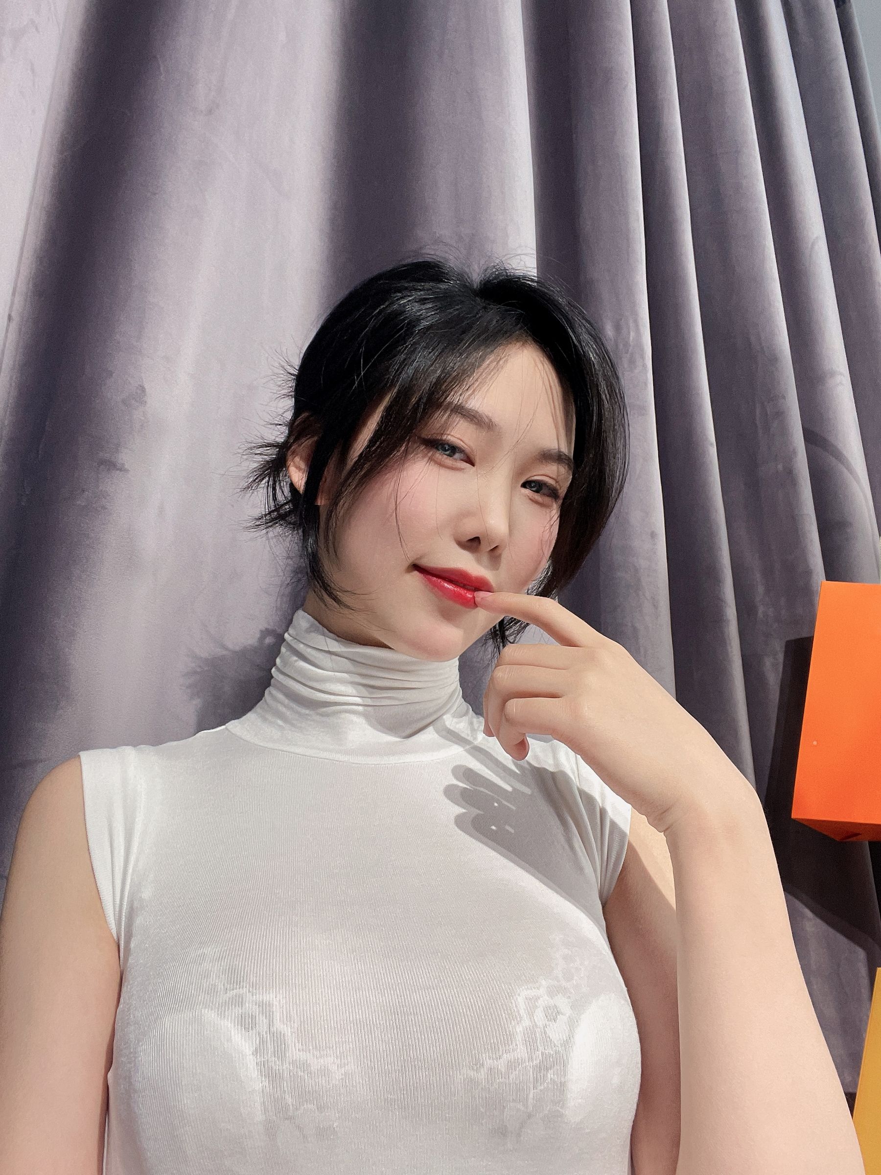 抖娘-利世图集 – 珍珠姐姐 [42P] - 秀人网免费无水印在线套图写真