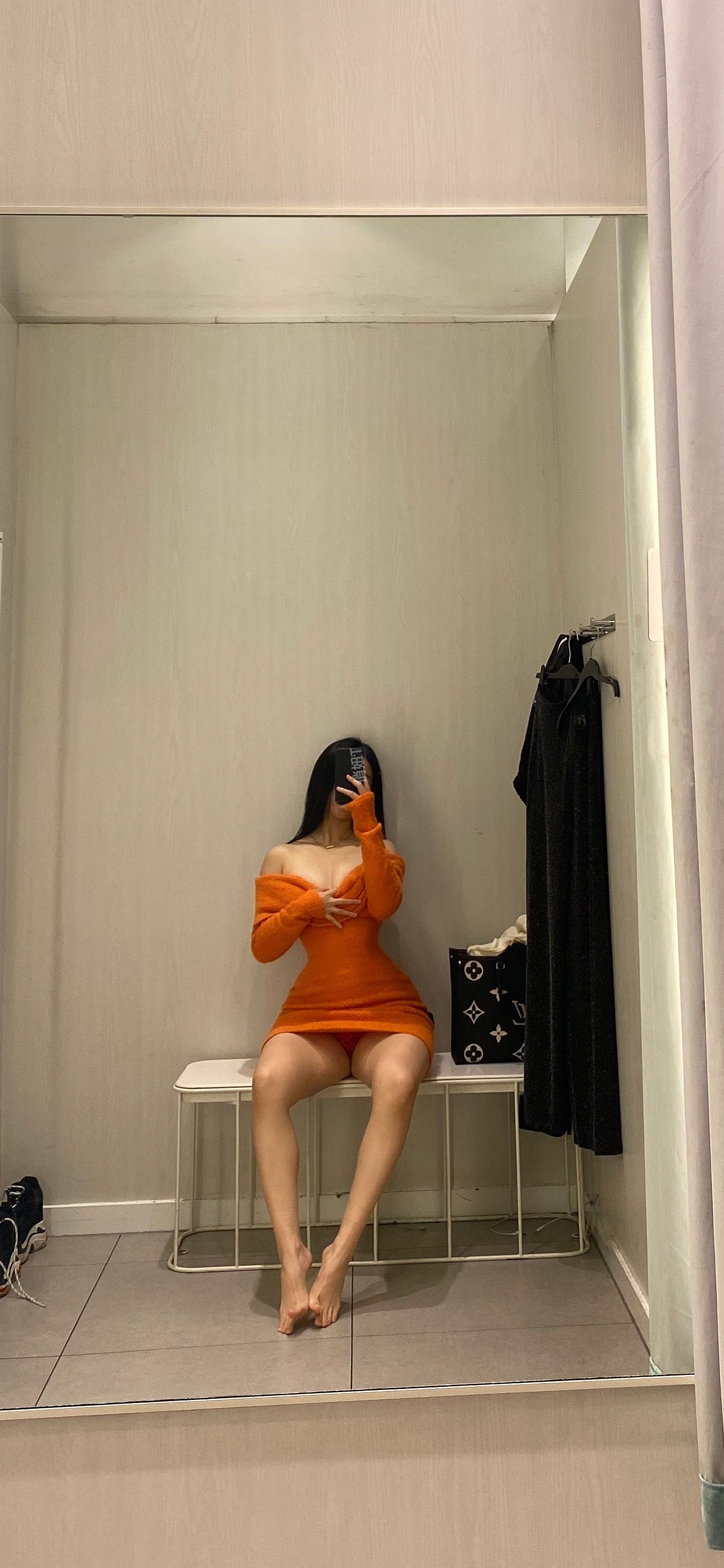 俏妞qiaoniuTT – 试衣间2.0 [13P] - 秀人网免费无水印在线套图写真