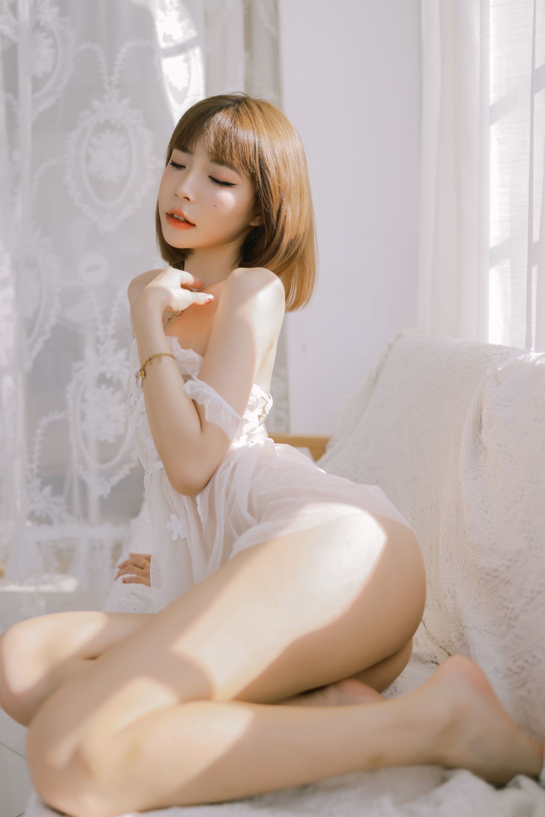 妮是老虎-陈妮妮UNI – 天生的尤物从不欲擒故纵 [11P] - 秀人网免费无水印在线套图写真