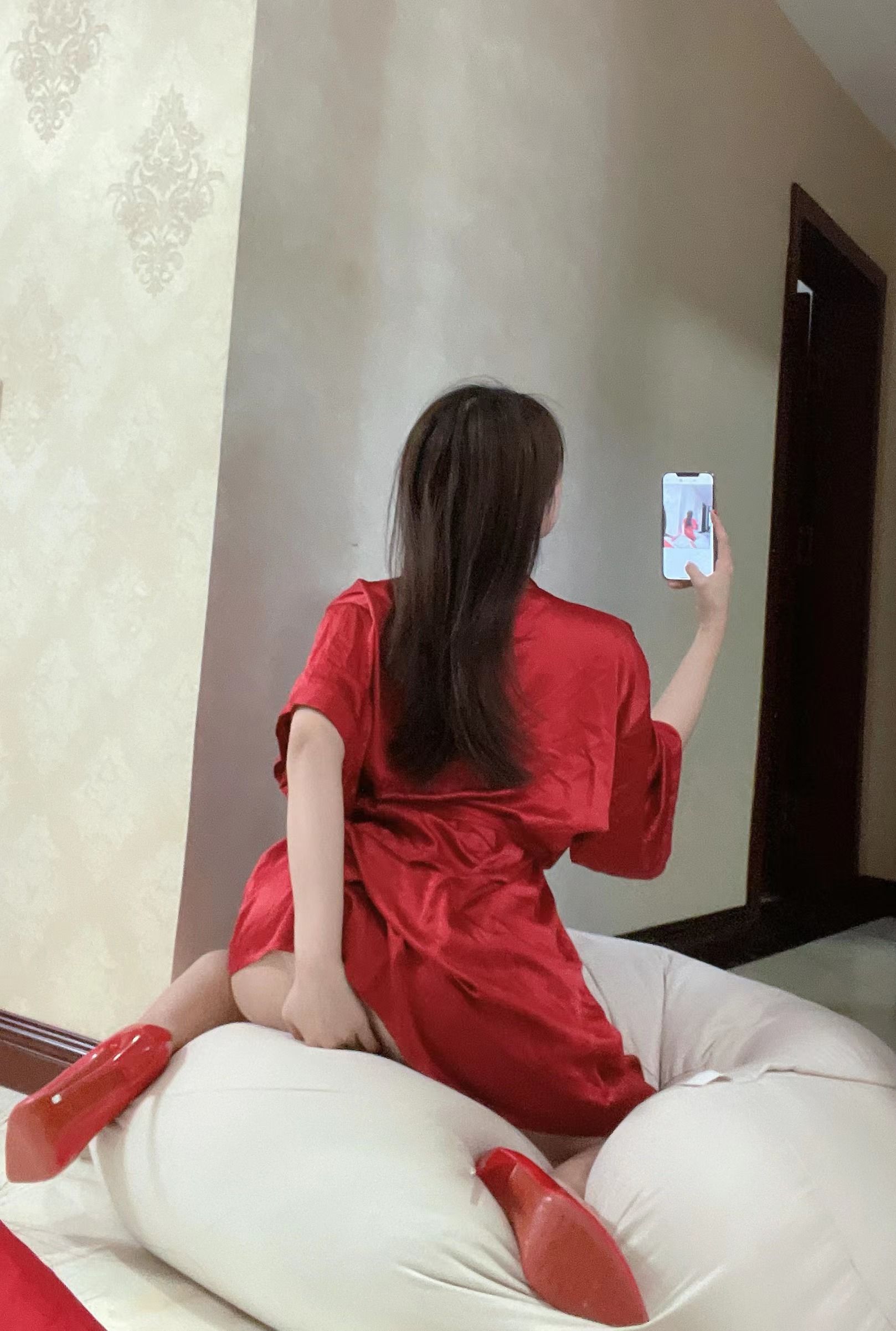 奶宝妹纸 – 用行动来证明吧！ [15P] - 秀人网免费无水印在线套图写真