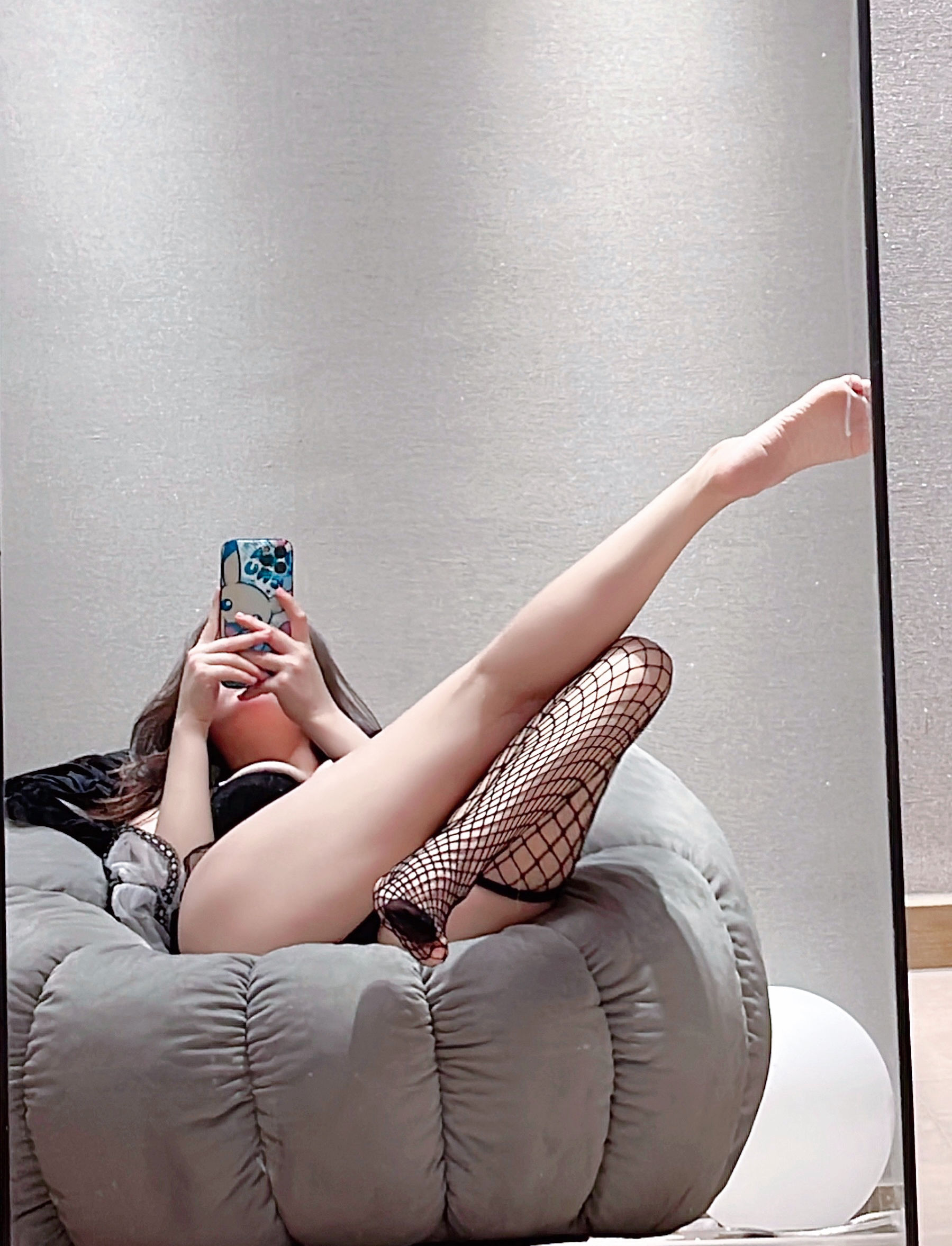 奔跑的晶骡儿 – 苗条身材 [18P] - 秀人网免费无水印在线套图写真