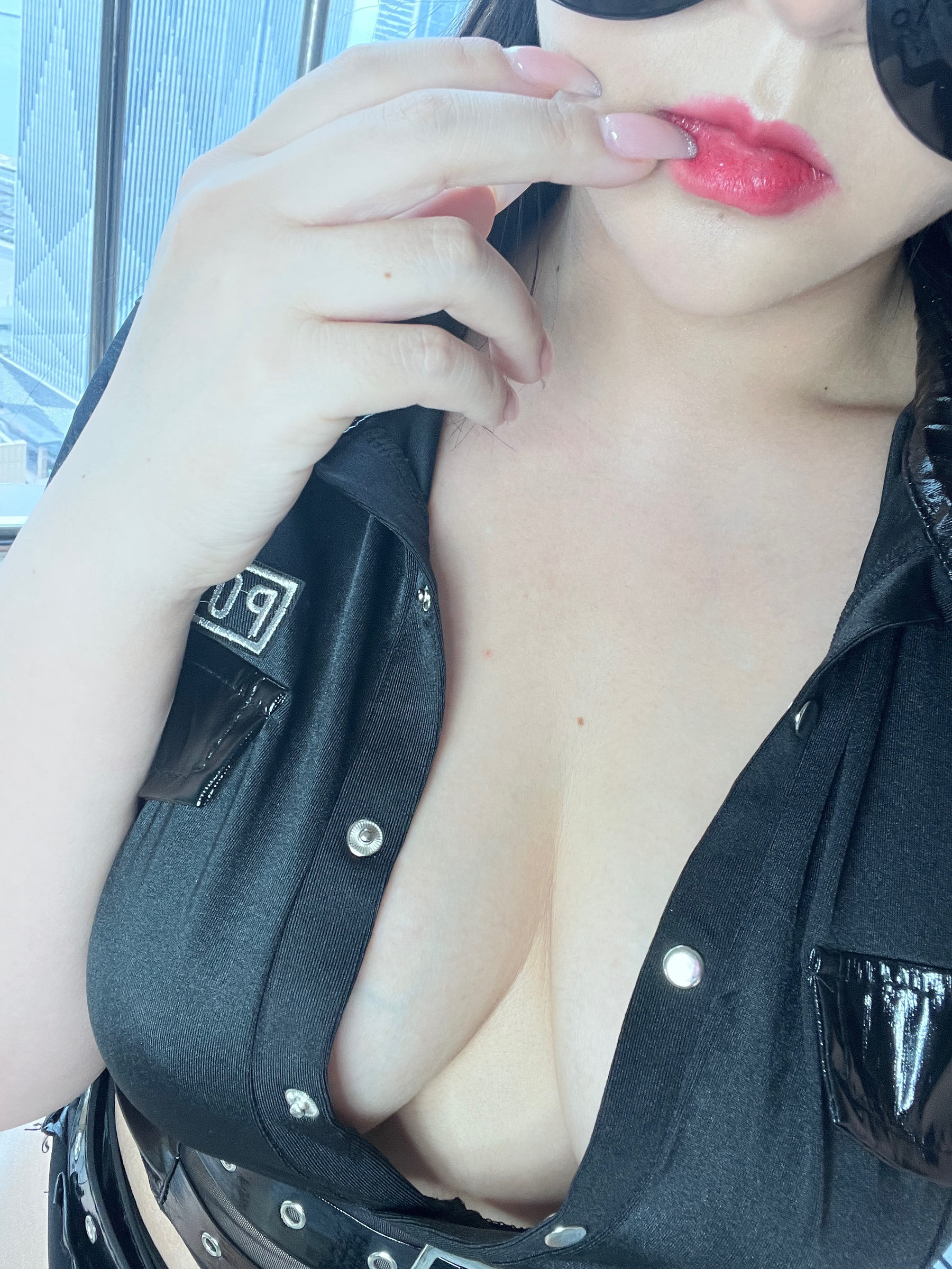 120斤的小王同学 – 女教官 [71P] - 秀人网免费无水印在线套图写真