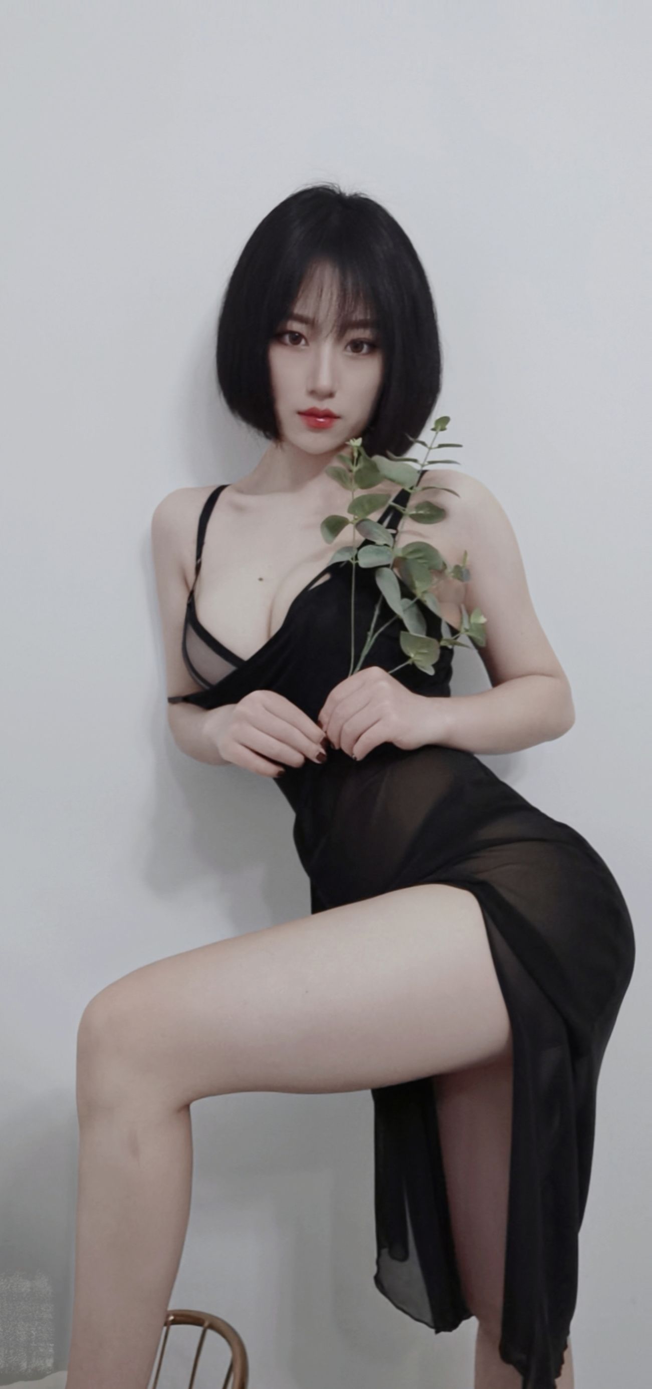 樱桃老师 – 费腰子 [30P] - 秀人网免费无水印在线套图写真