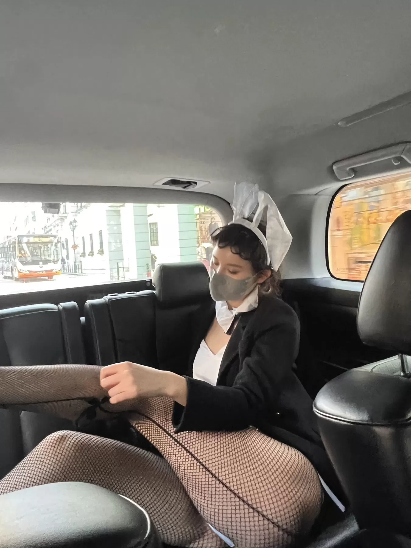 就是阿朱啊 – 兔子+瑜伽 [32P] - 秀人网免费无水印在线套图写真