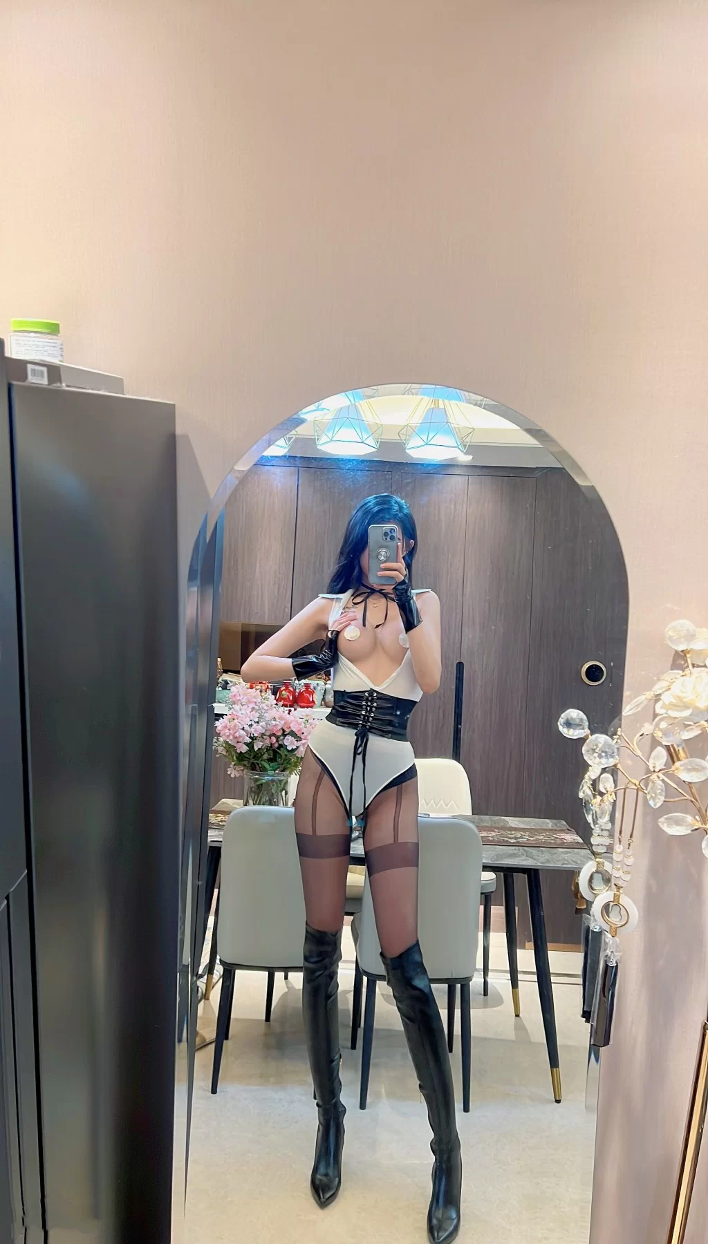 葛征 – 黑丝诱惑私拍 [30P] - 秀人网免费无水印在线套图写真