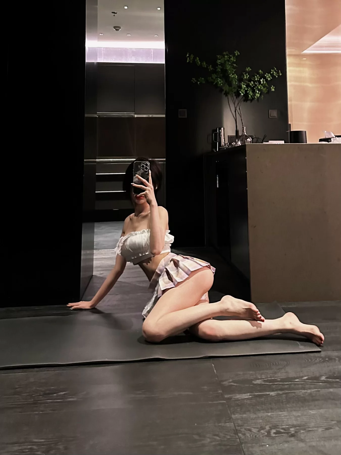 黎允熙baby – 美腿玉足 [29P] - 秀人网免费无水印在线套图写真