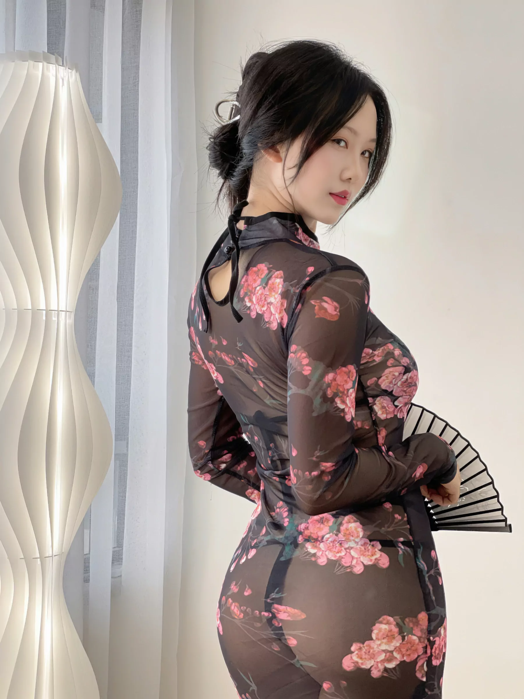 抖娘利世 – 情趣旗袍 [38P] - 秀人网免费无水印在线套图写真