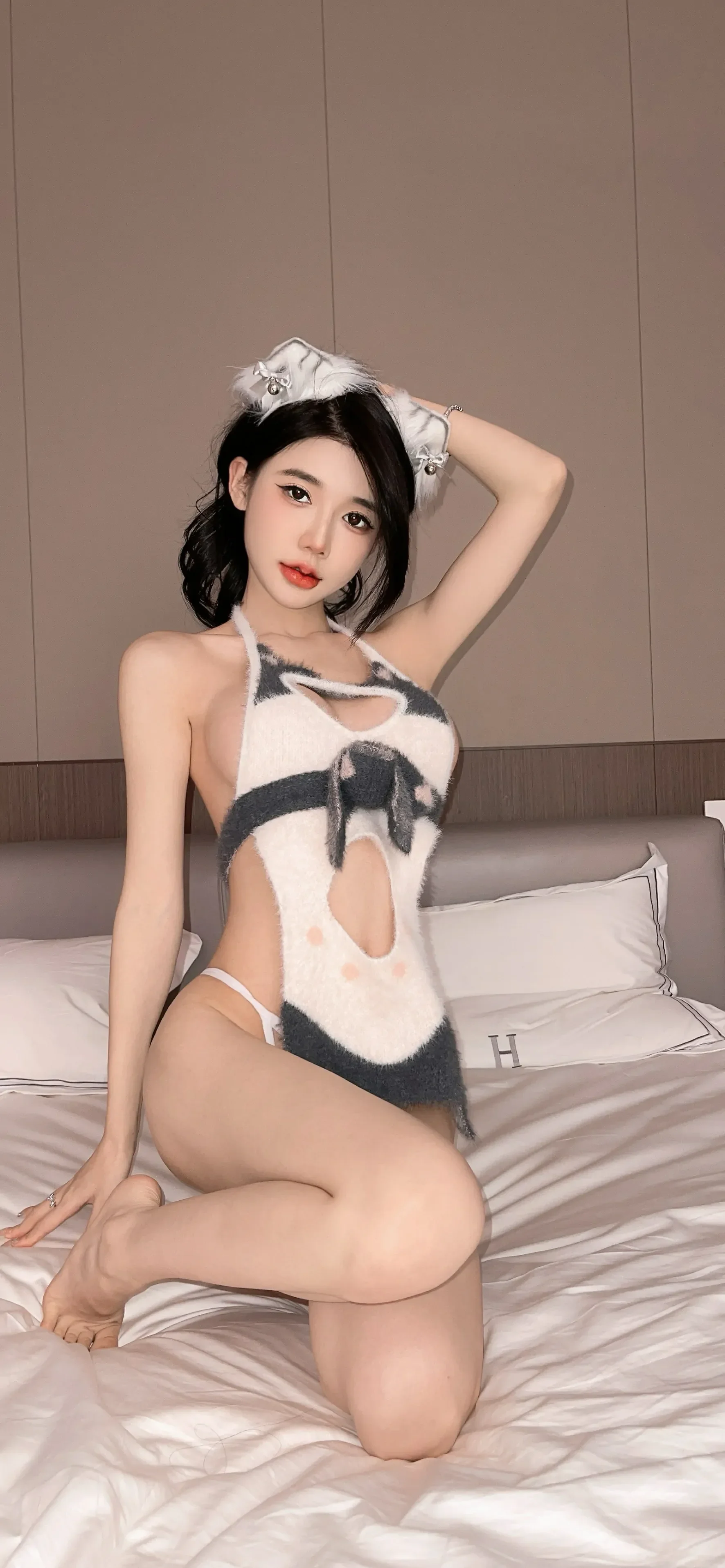 黎允熙baby – 美女熙熙 [28P] - 秀人网免费无水印在线套图写真