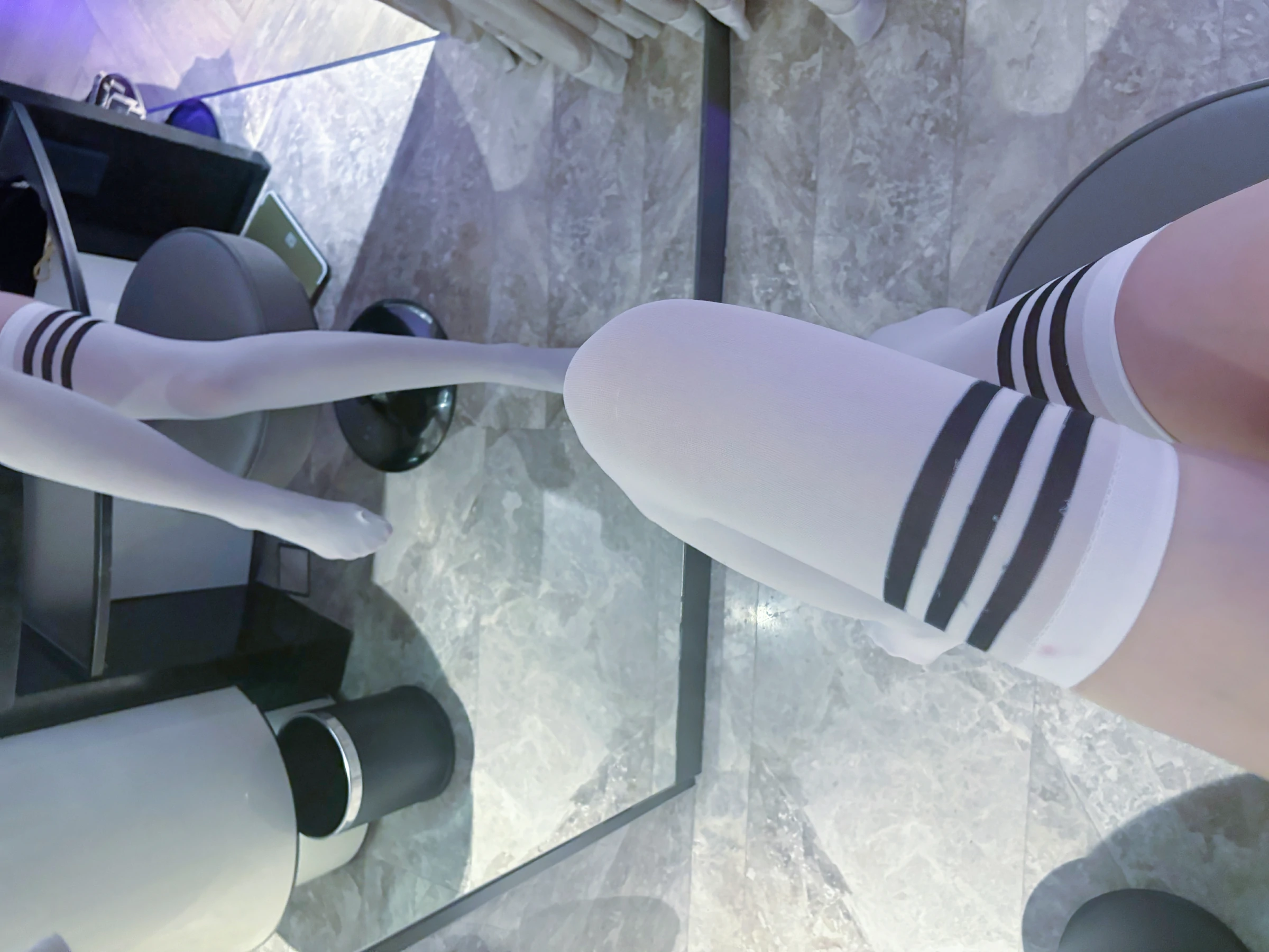 葛征GEZHENG – 运动白袜 [20P] - 秀人网免费无水印在线套图写真