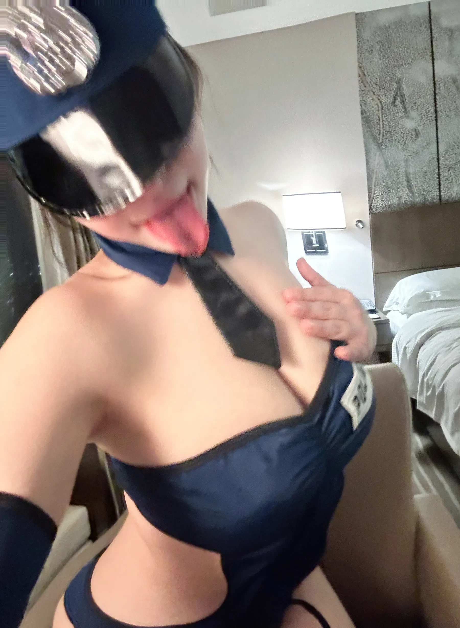 奔跑的晶螺儿 – 诱惑味十足 [26P] - 秀人网免费无水印在线套图写真