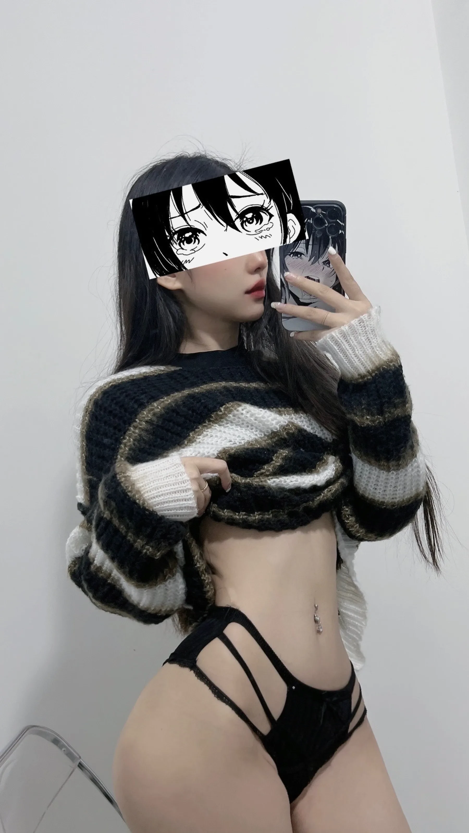 陈佩奇yyyy – 黑底朝天 [34P] - 秀人网免费无水印在线套图写真